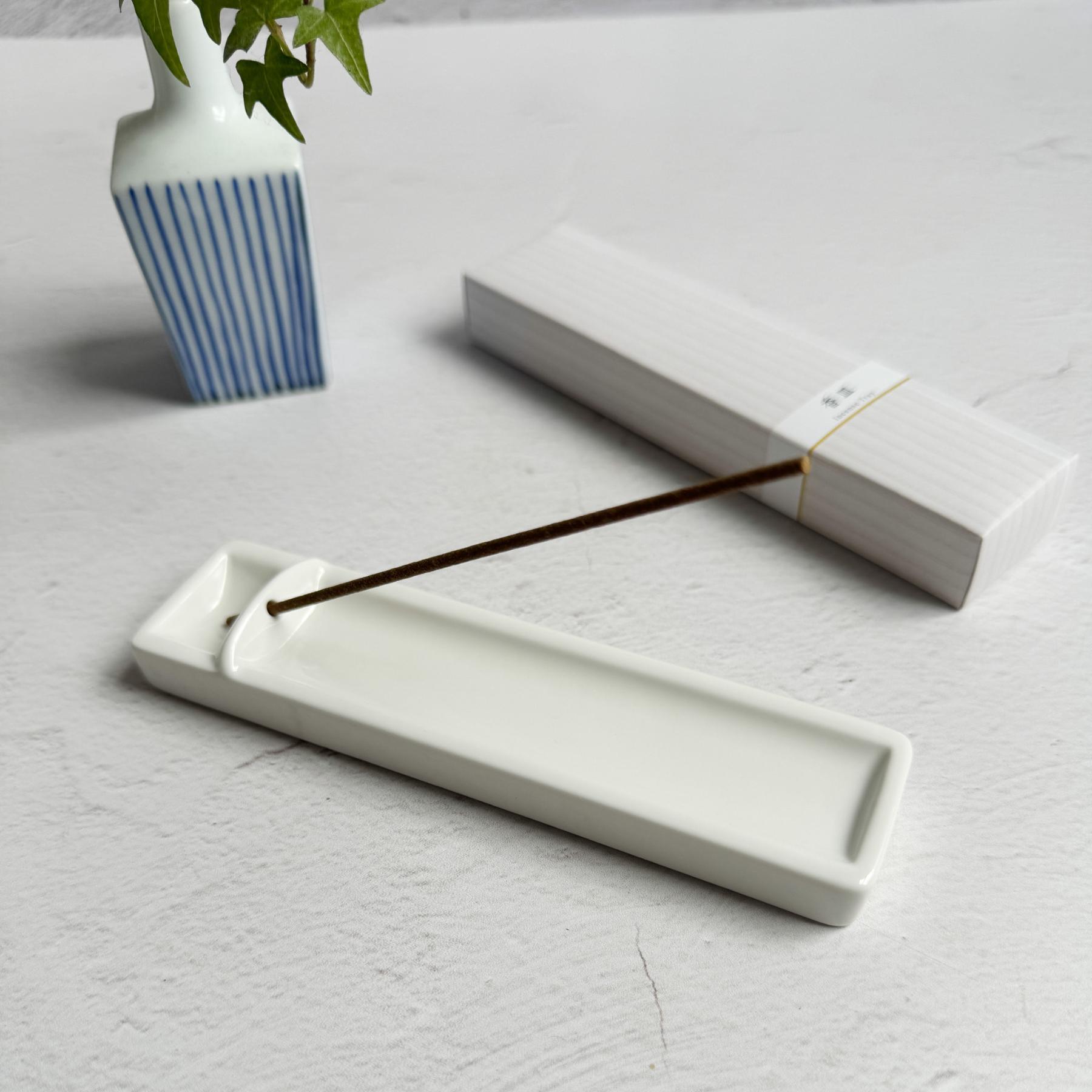 White Porcelain Long Incense Holder - Nagamochi Shop