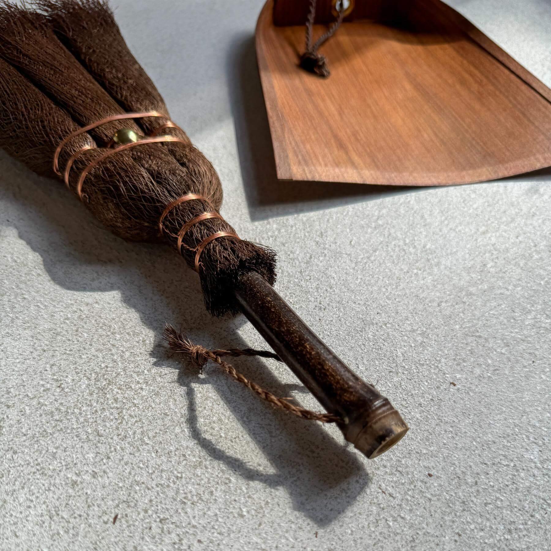 Japanese Table Broom - Nagamochi Shop