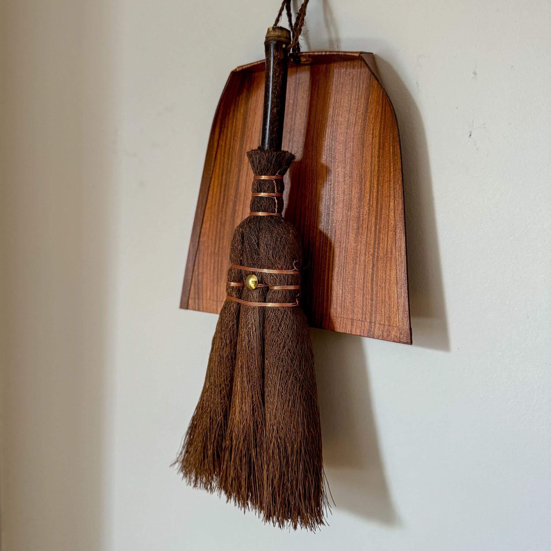 Japanese Table Broom - Nagamochi Shop