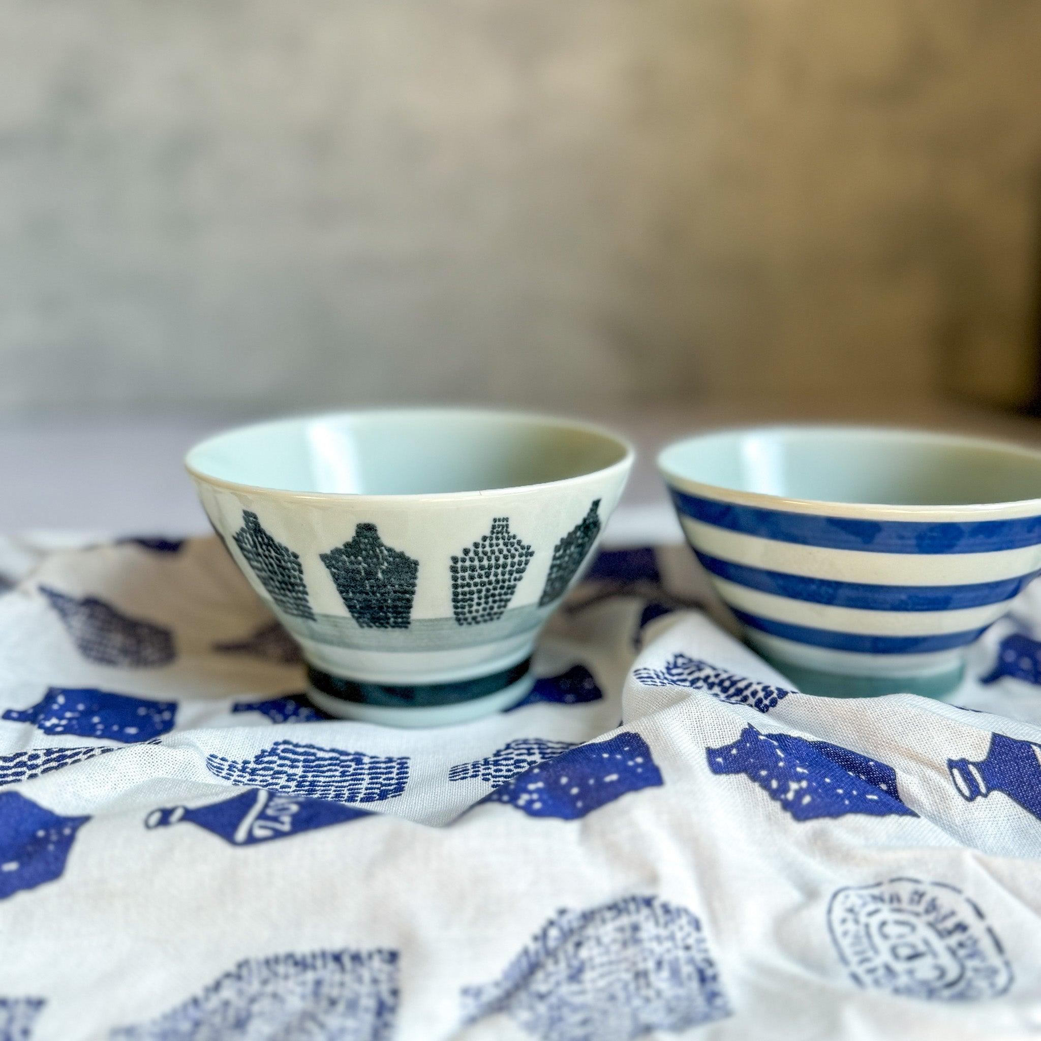 Hasami Porcelain Rice Bowl Set : Kurawanka Bowls "Bottle and Border" - Nagamochi Shop