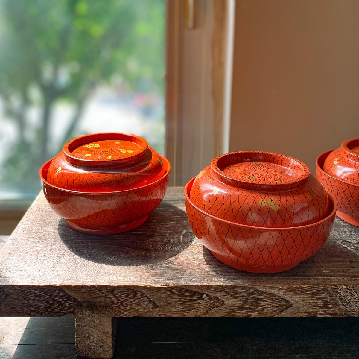 Vintage Japanese lacquerware Soup Bowl with Lid - Nagamochi Shop