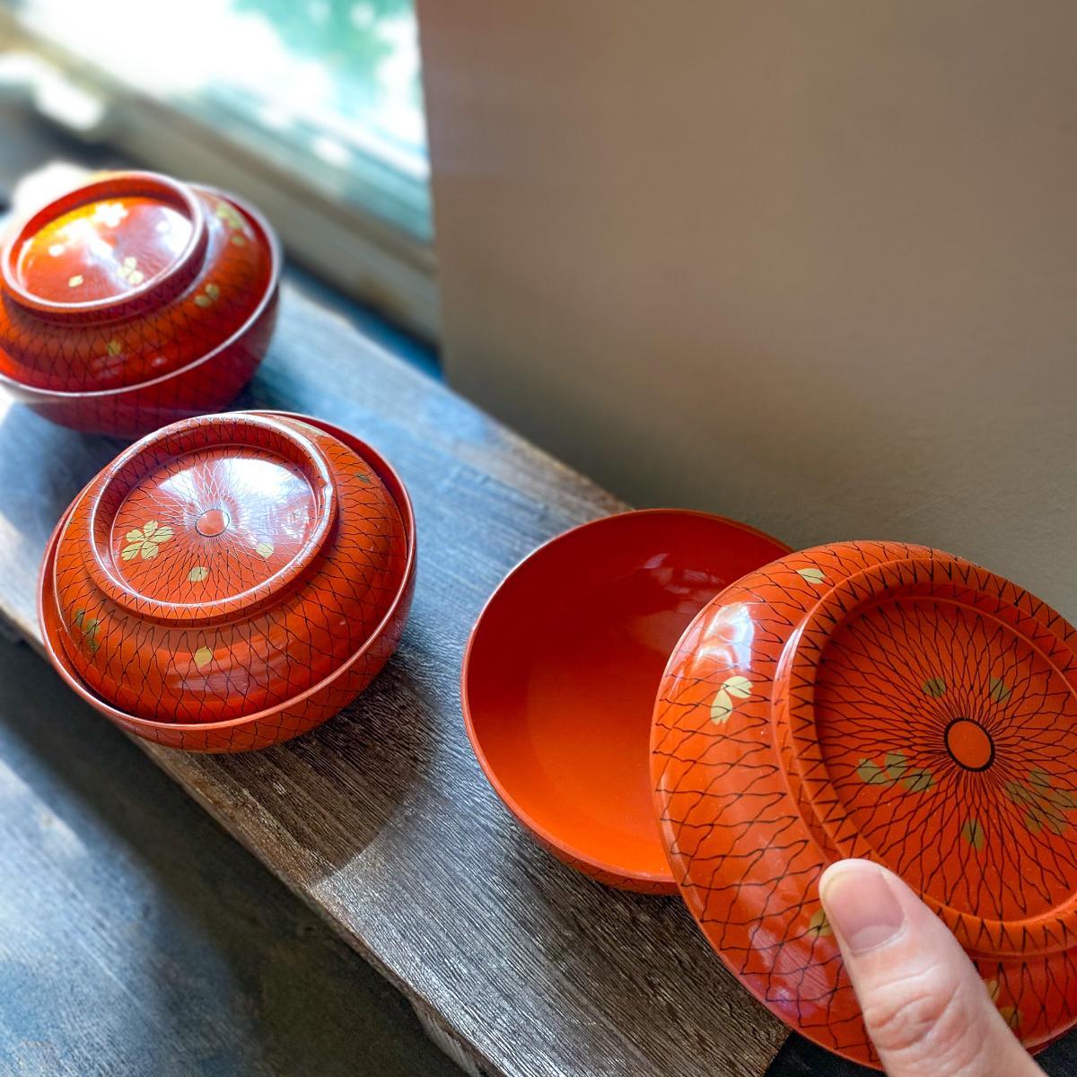 Vintage Japanese lacquerware Soup Bowl with Lid - Nagamochi Shop