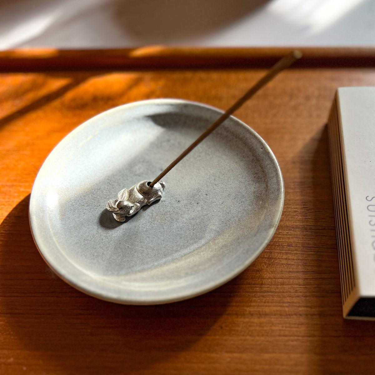 Sleeping Bunny Incense Holder - Nagamochi Shop