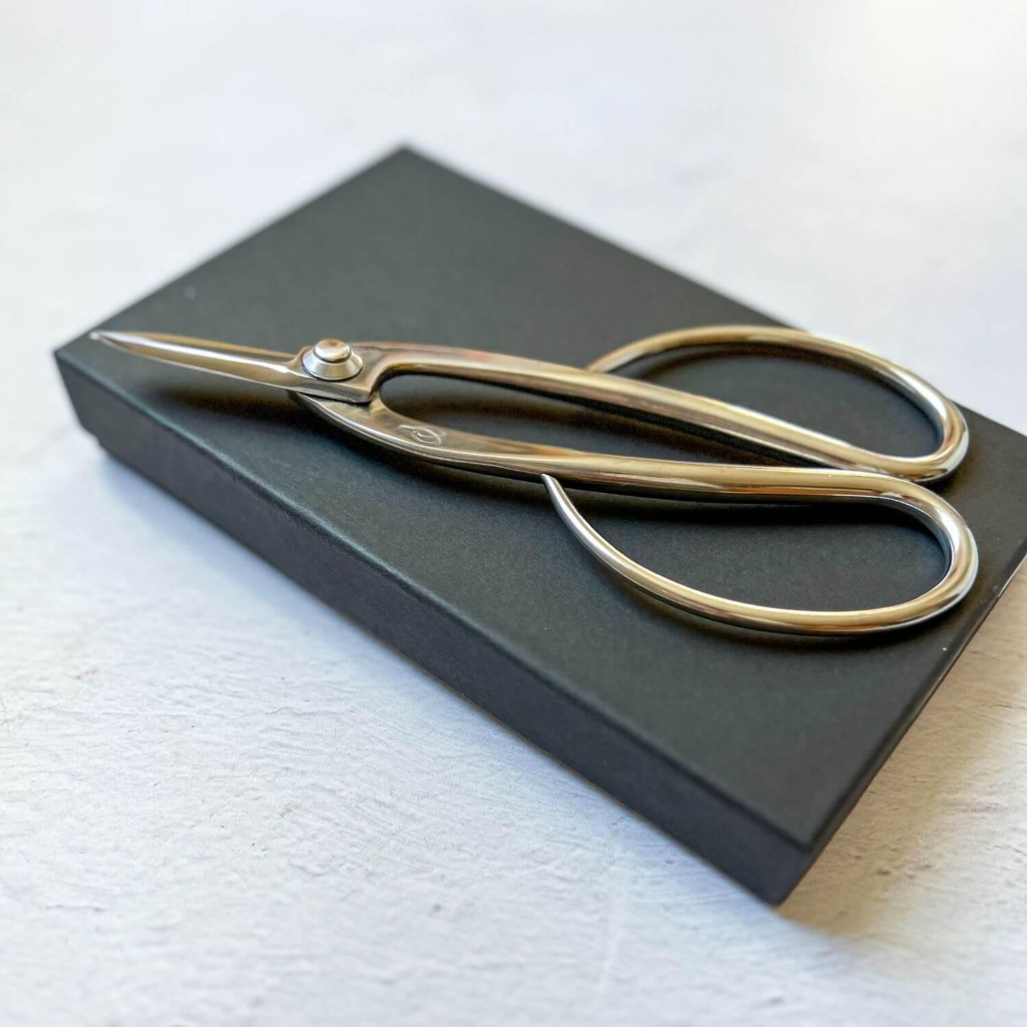 Kitchen Scissors by Toyama Hamono - Nagamochi Shop