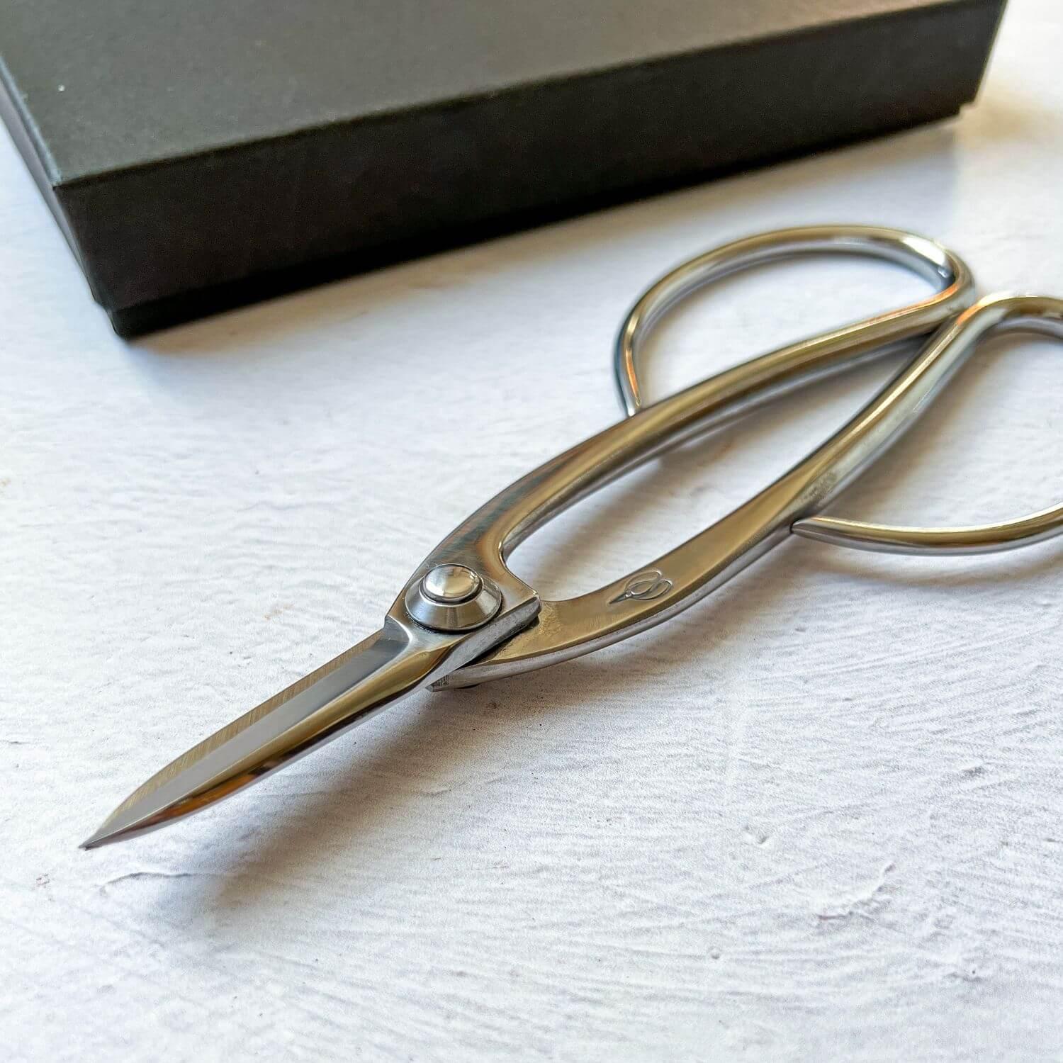 Kitchen Scissors by Toyama Hamono - Nagamochi Shop