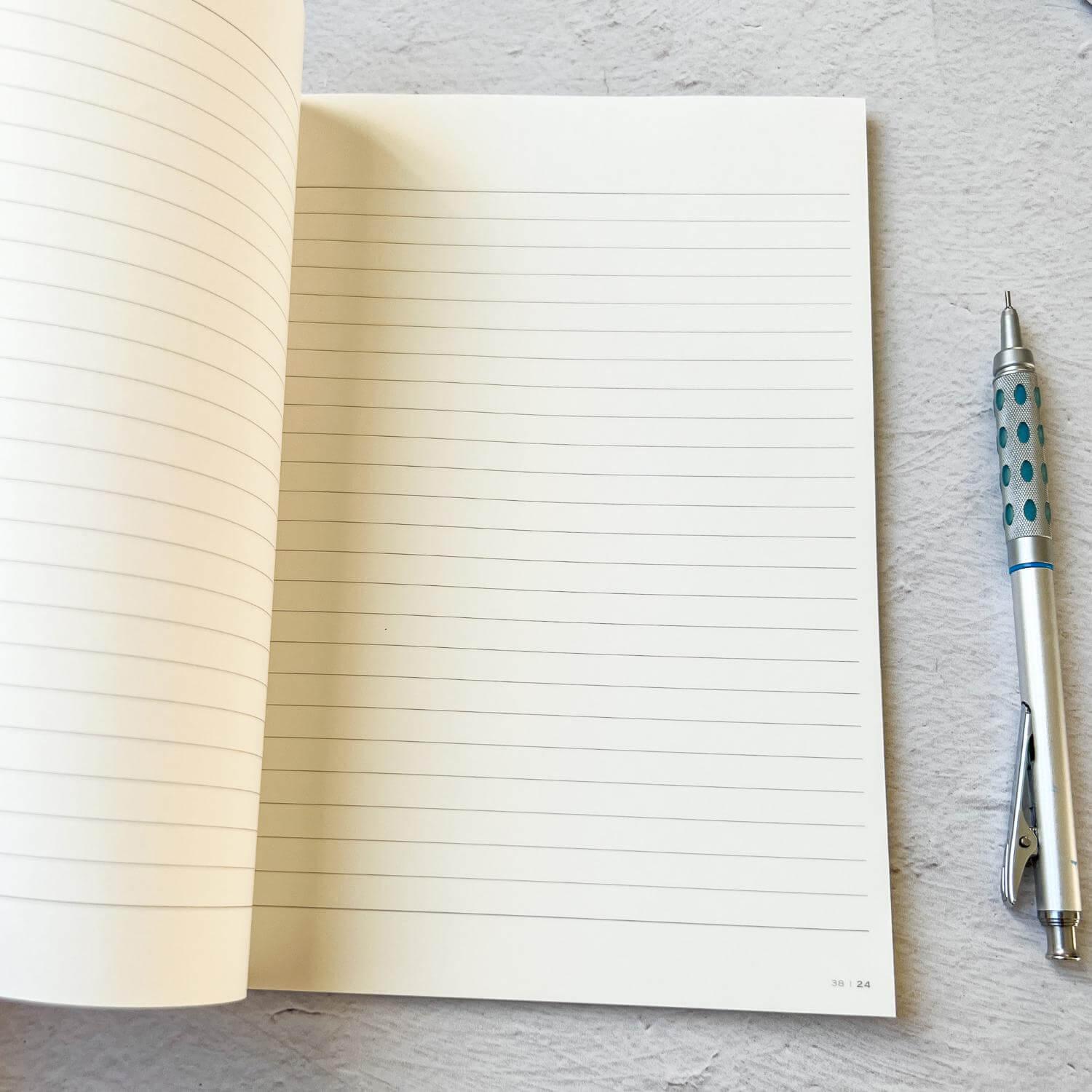 APICA Premium C.D. Notebook A5 / 7mm Ruled / 32 Sheets - Nagamochi Shop