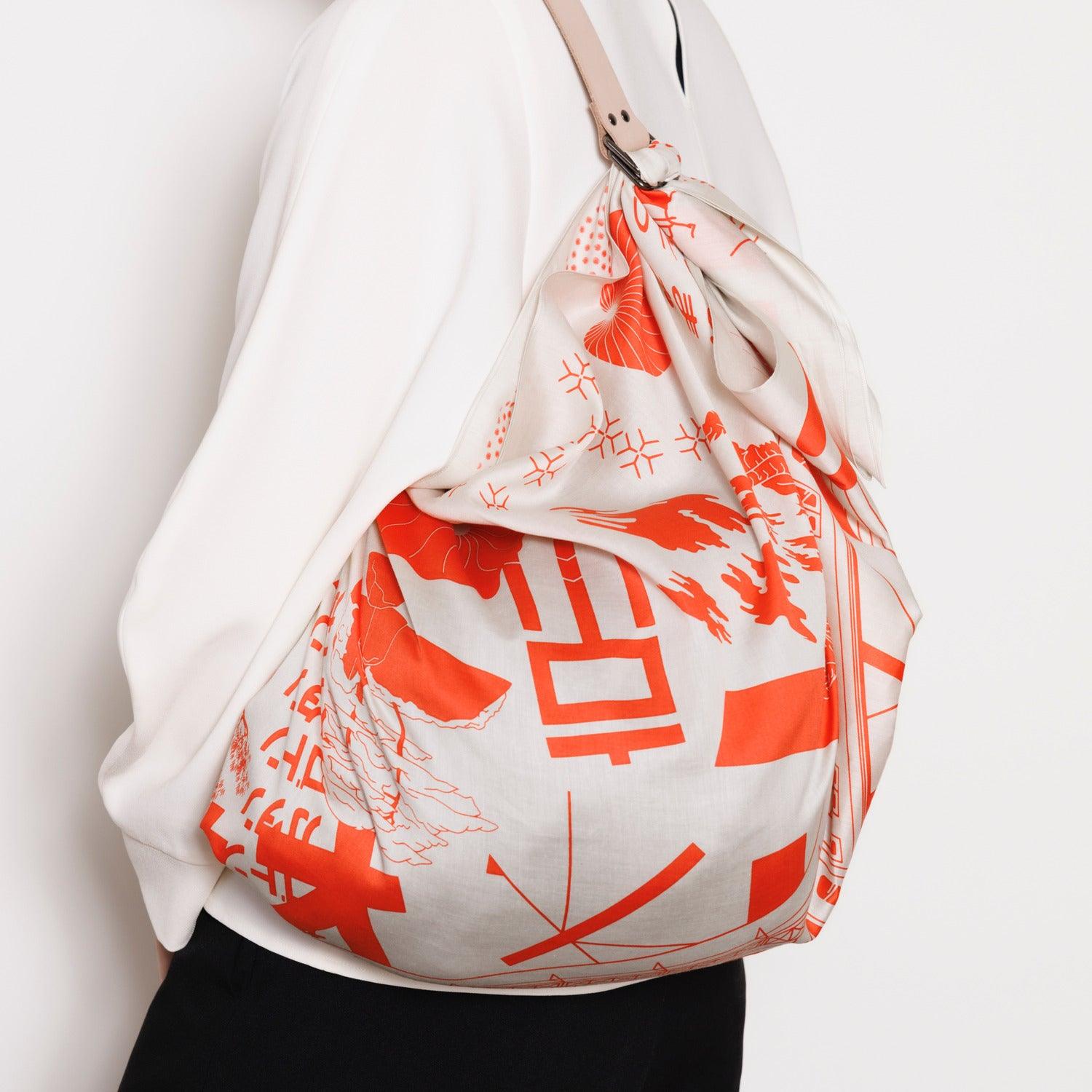 Handmade Art Furoshiki "Tokyo Manga" - Nagamochi Shop