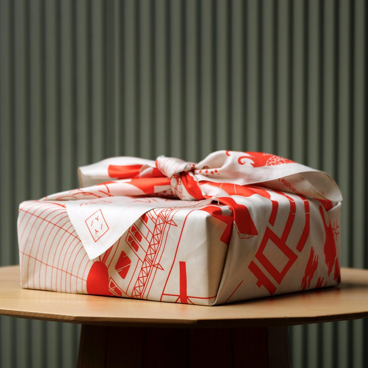 Handmade Art Furoshiki "Tokyo Manga" - Nagamochi Shop