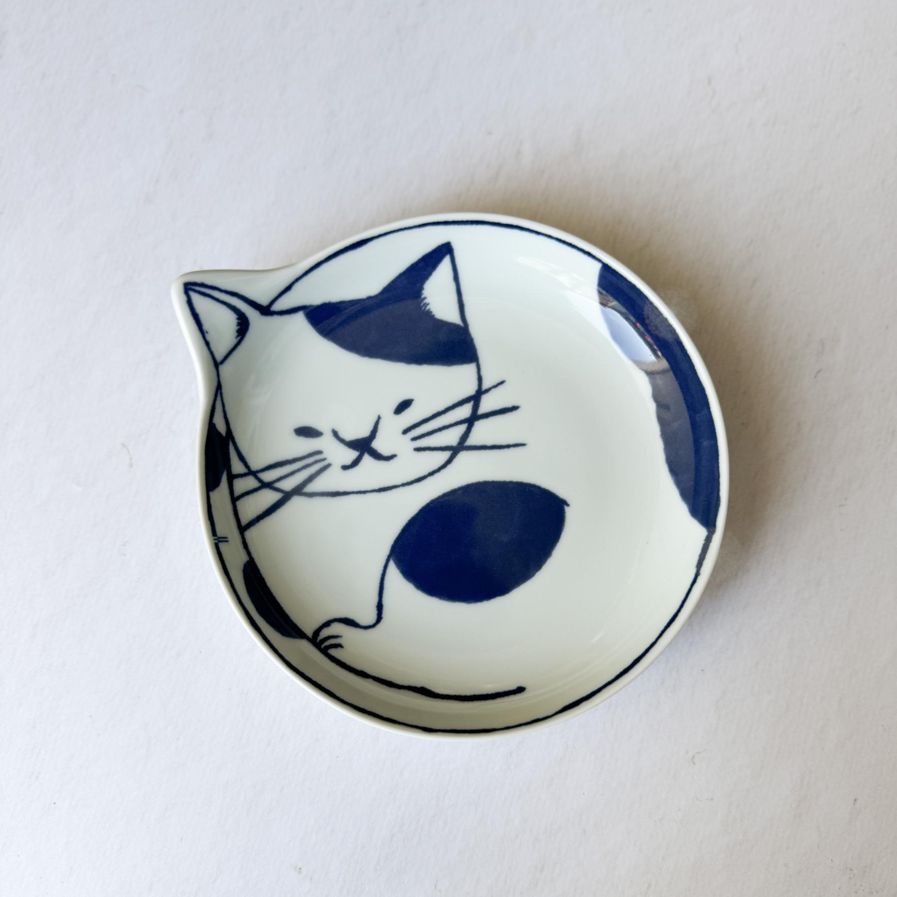 Hasami Porcelain Kitty Dessert Plate - Nagamochi Shop