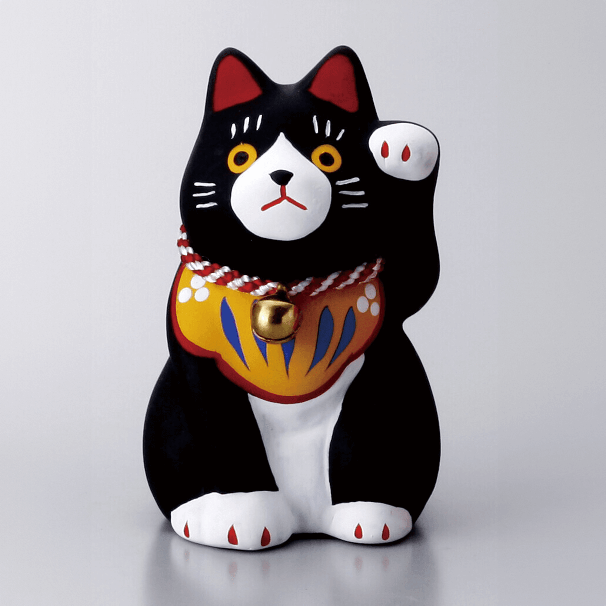 Maneki Neko | Japanese Lucky Cat Ceramic Ornament - Nagamochi Shop
