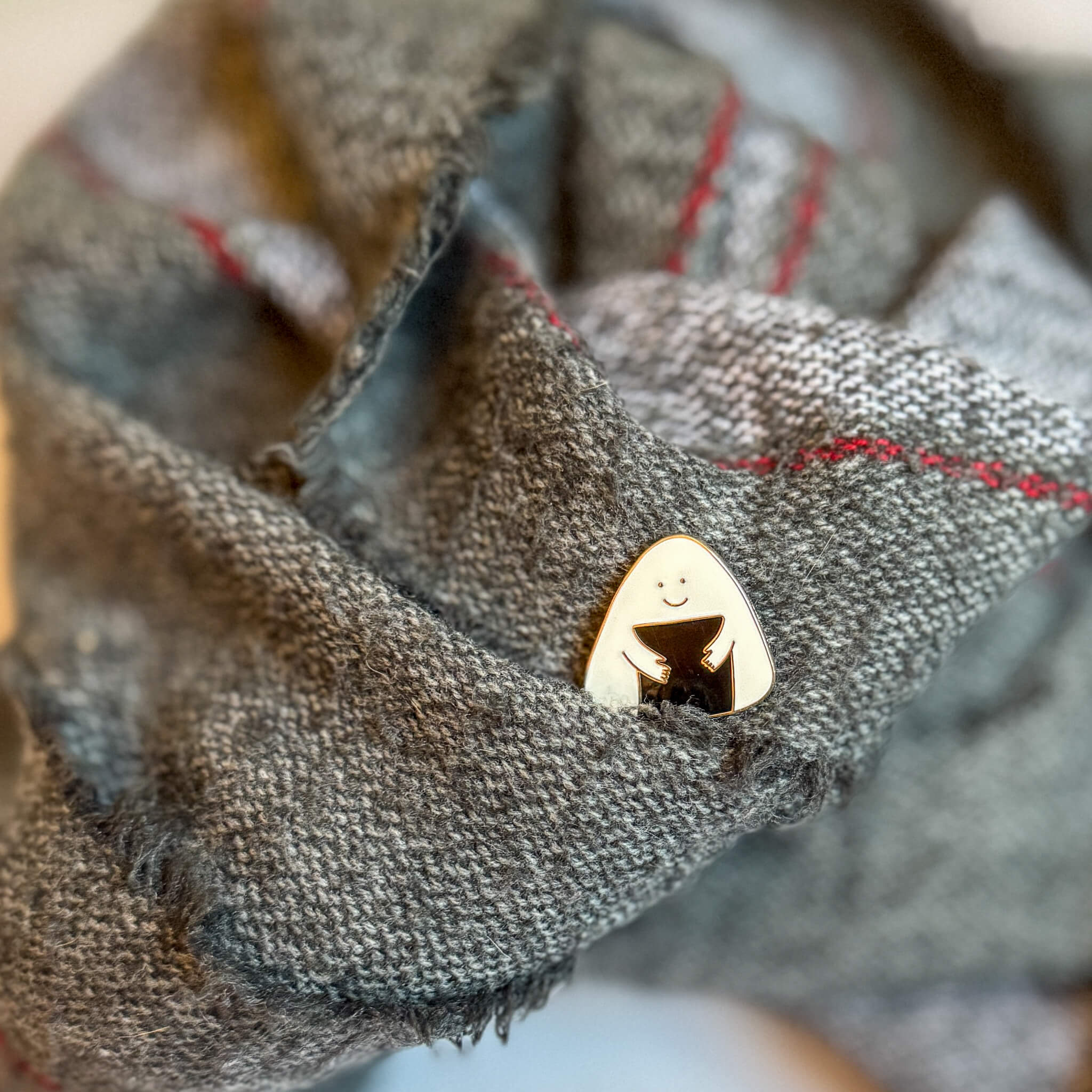 Onigiri Pin by foonie - Nagamochi Shop