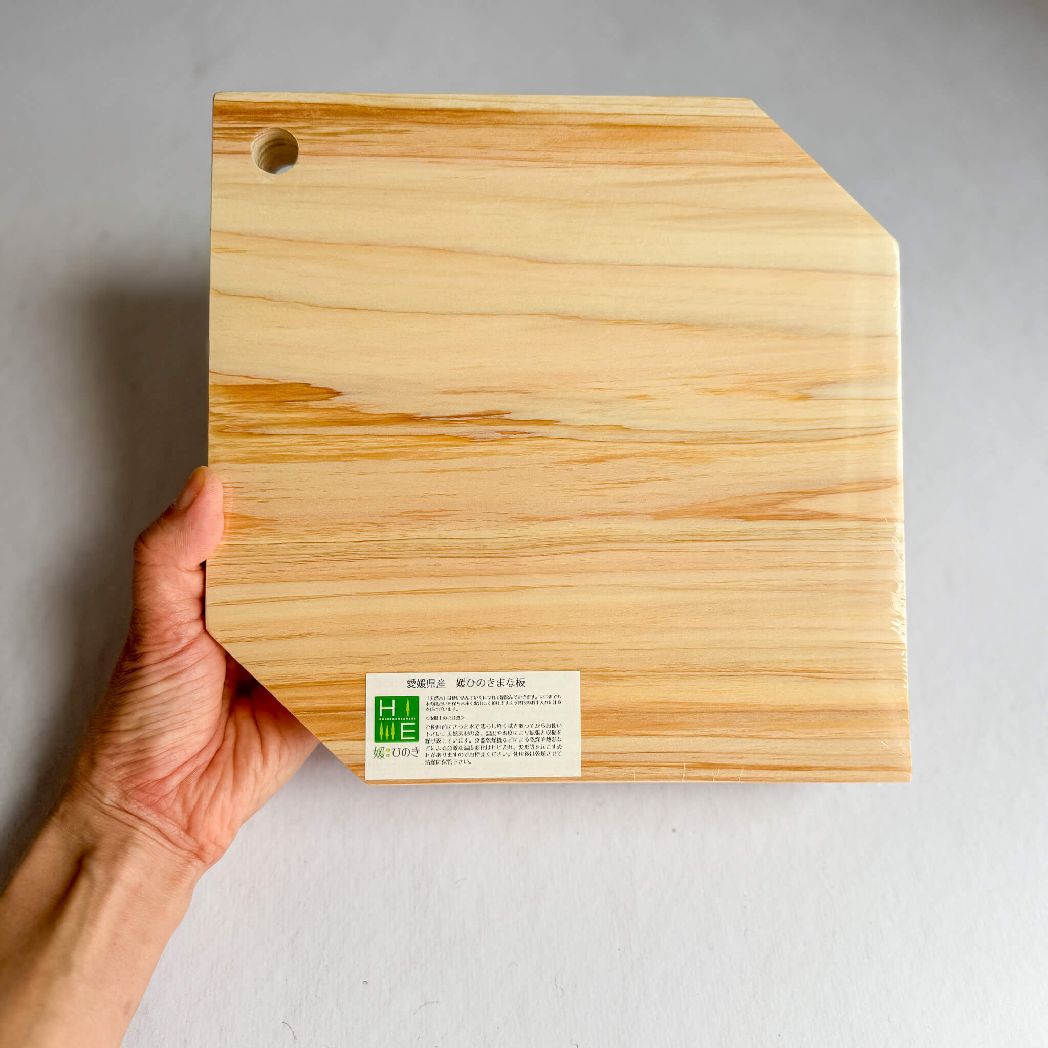 High Grade Hinoki Cutting board from Ehime Japan