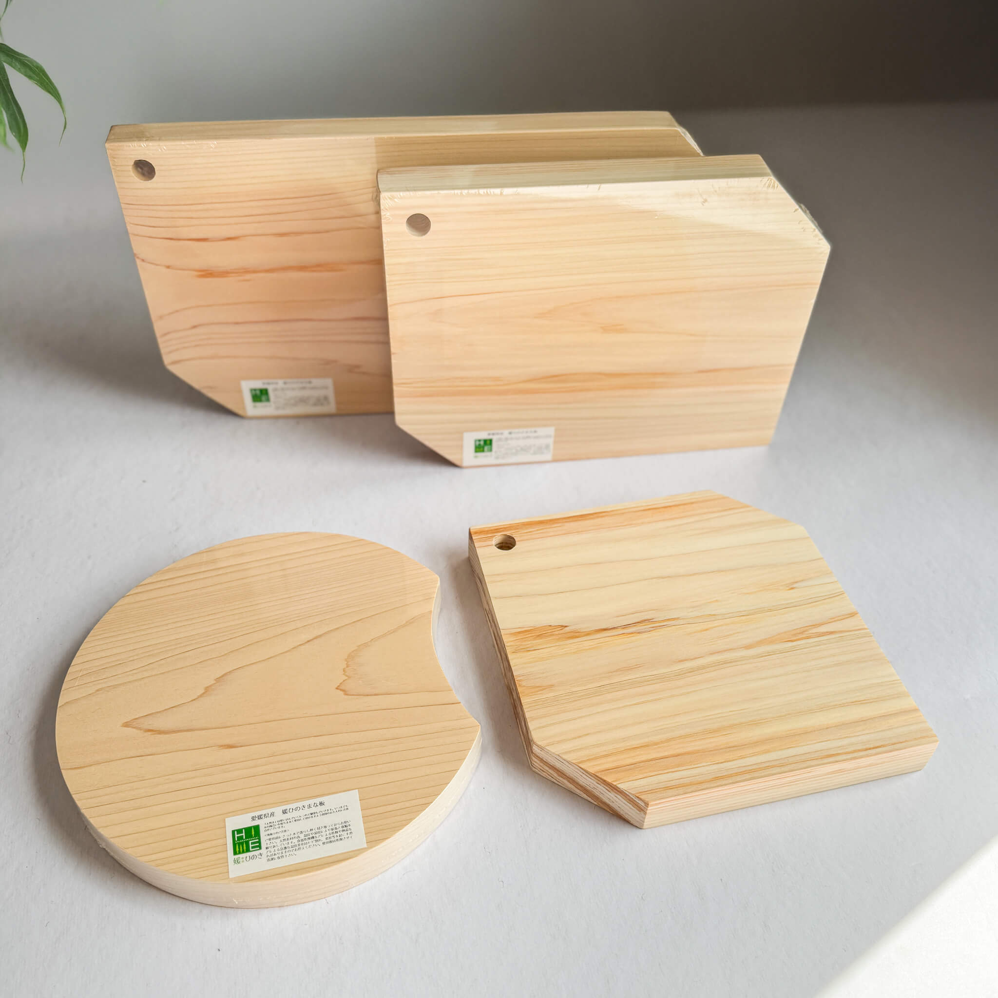 High Grade Hinoki Cutting board from Ehime Japan