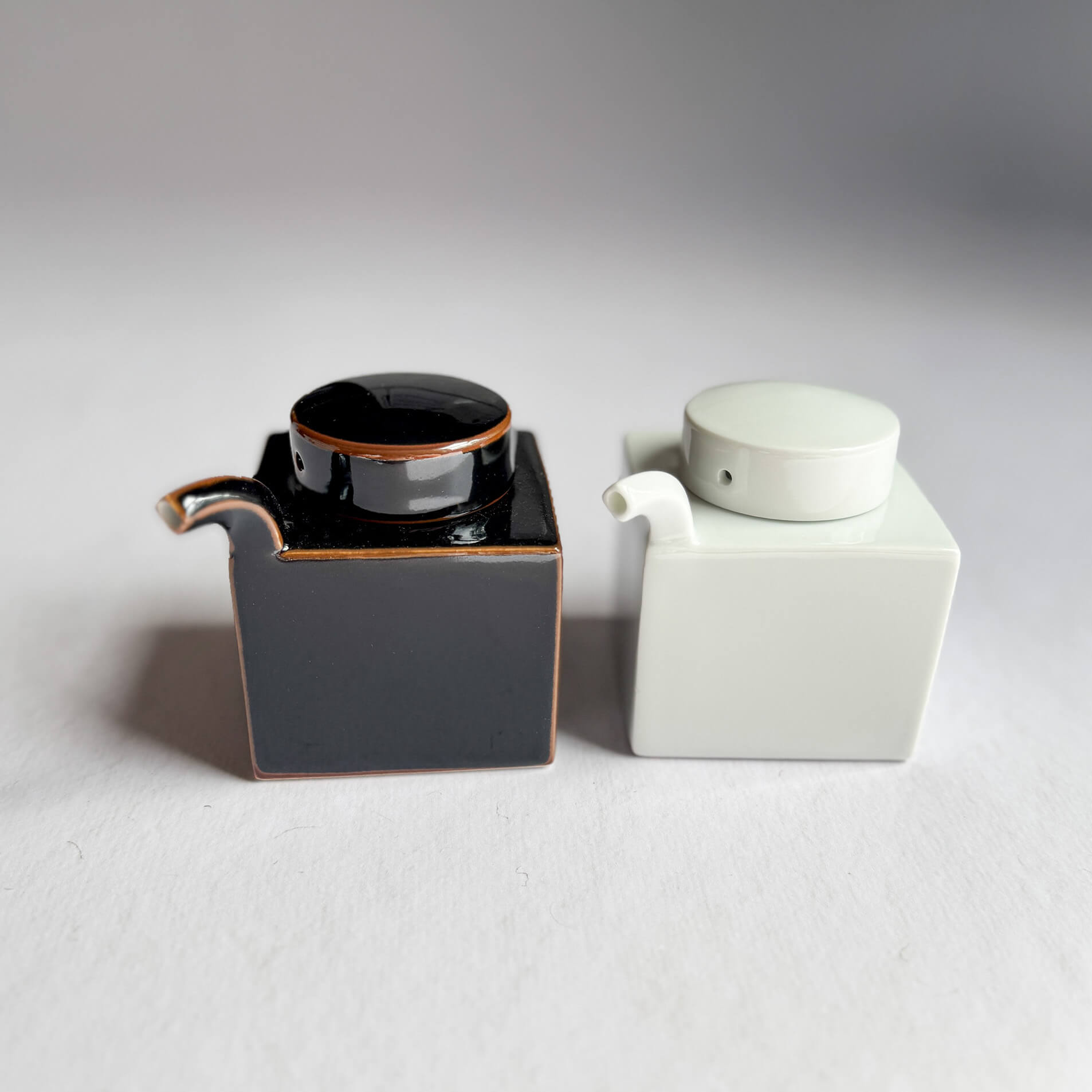 Ceramic Soy Sauce Dispenser