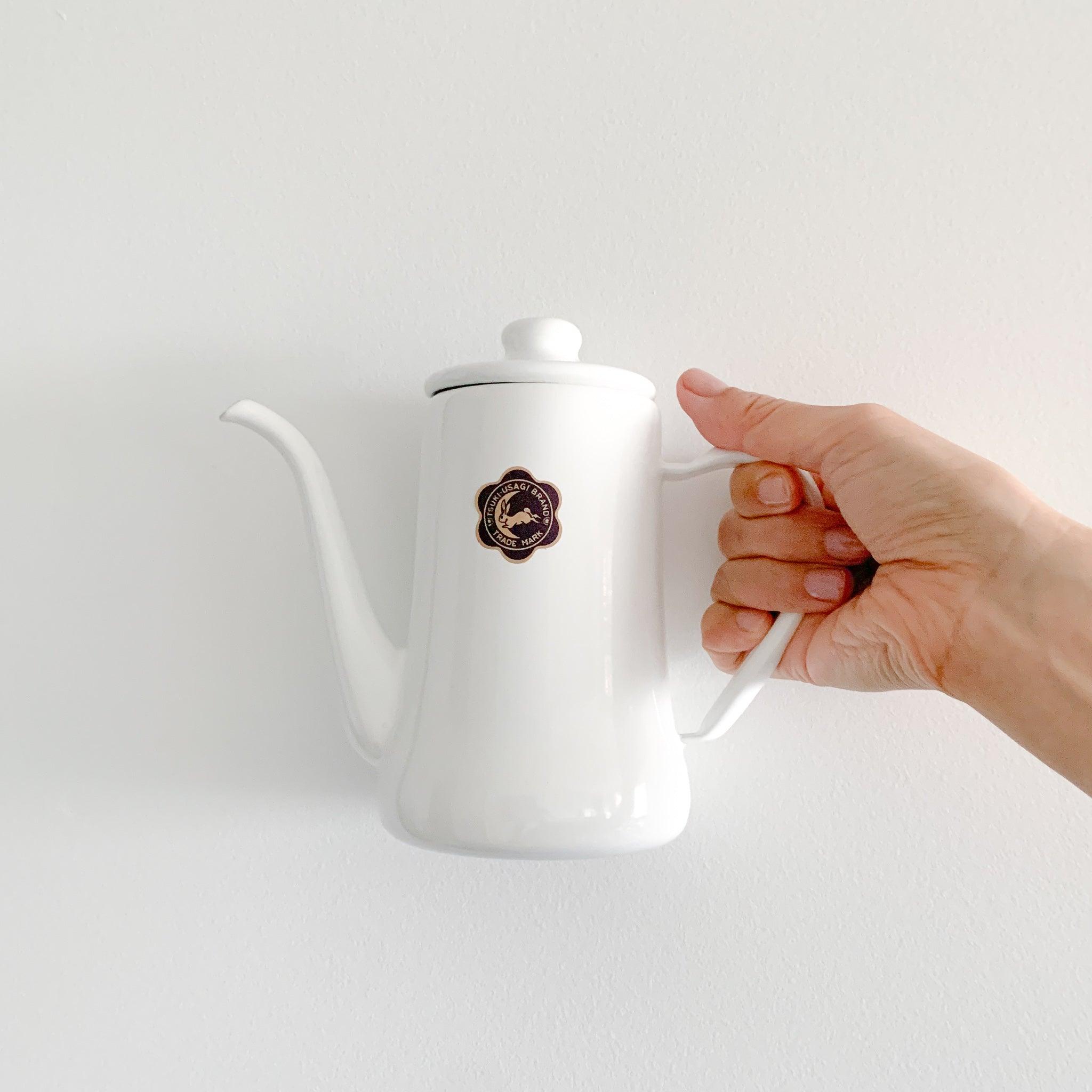 Enamel Slim Kettle 0.7L / NODA HORO - Nagamochi Shop