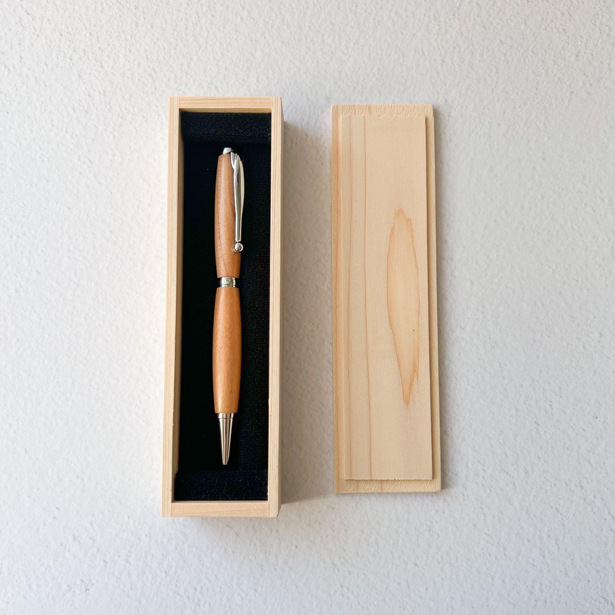 Handmade Sakura Wood Ballpoint Pen with Refills - Nagamochi Shop