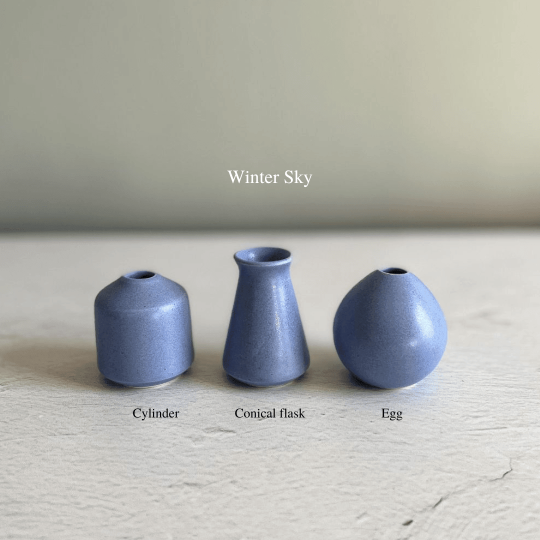 Handmade Tiny Bud Vase (2022 Holiday) - Nagamochi Shop