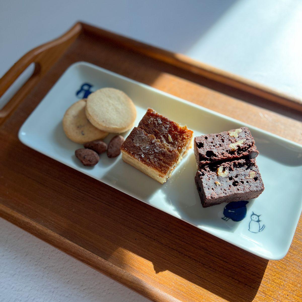 Hasami Porcelain Ninja Sushi Plate - Nagamochi Shop