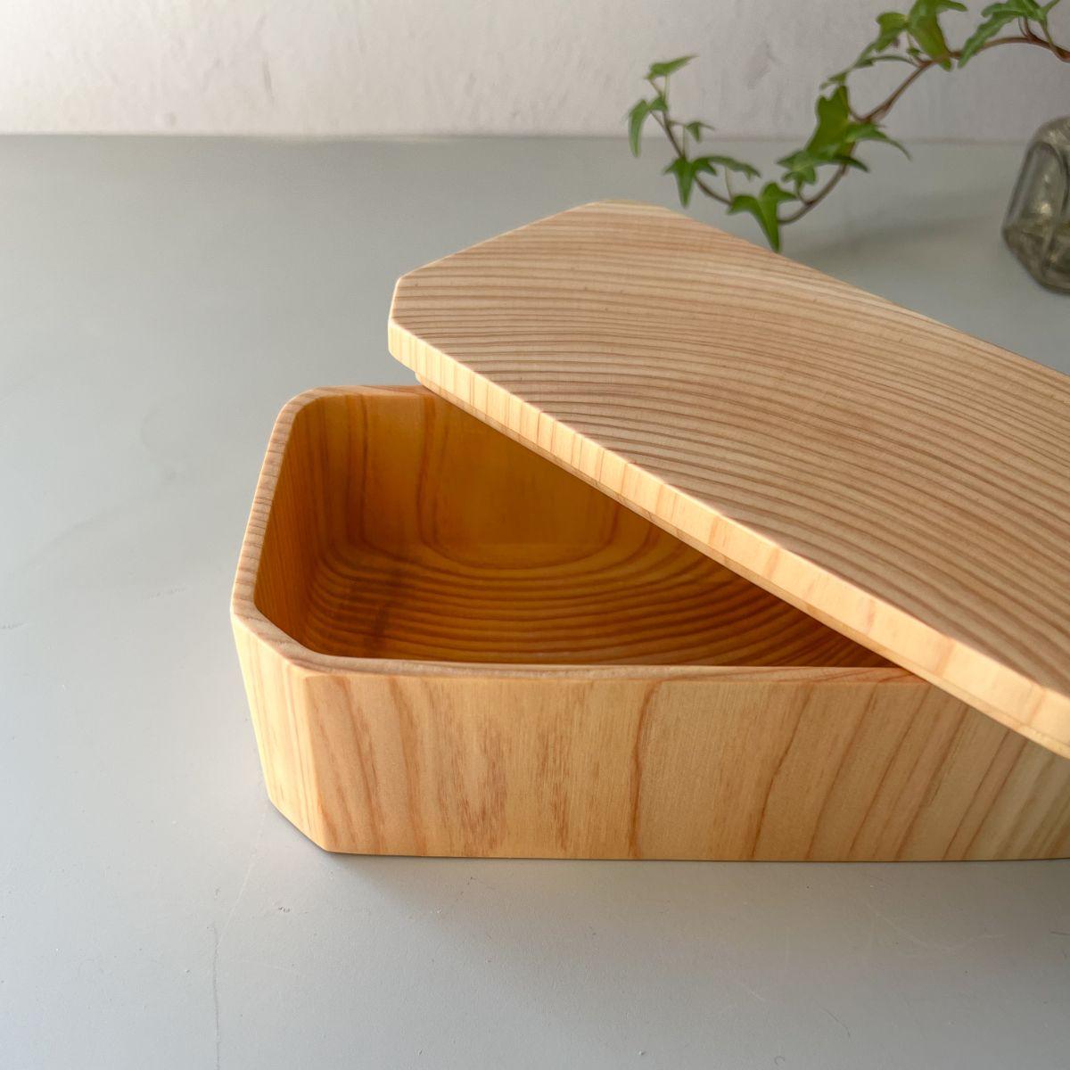 Hollowed Out Hinoki Wood Bento Box - Nagamochi Shop