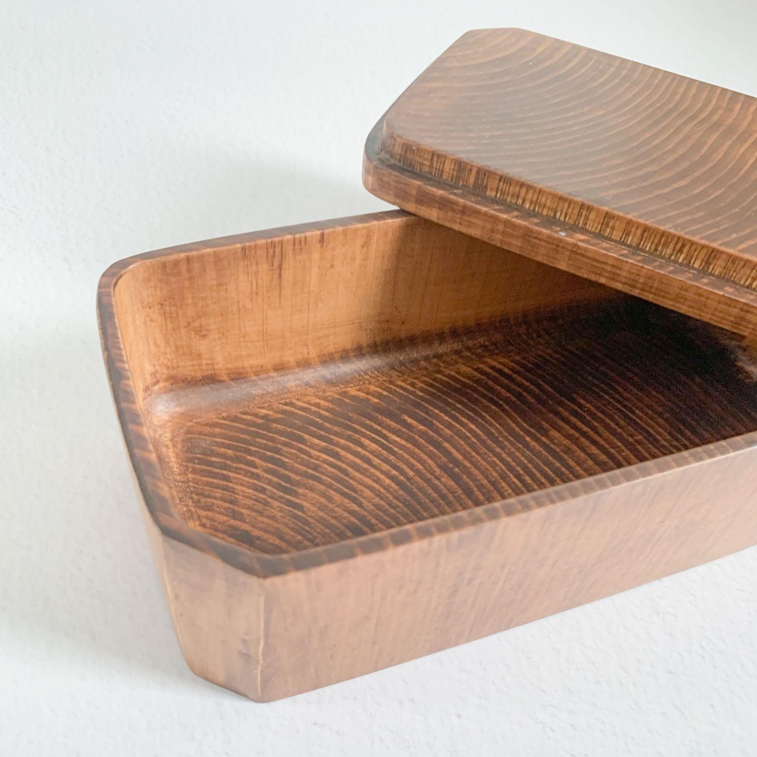 Hollowed Out Hinoki Wood Bento Box - Nagamochi Shop