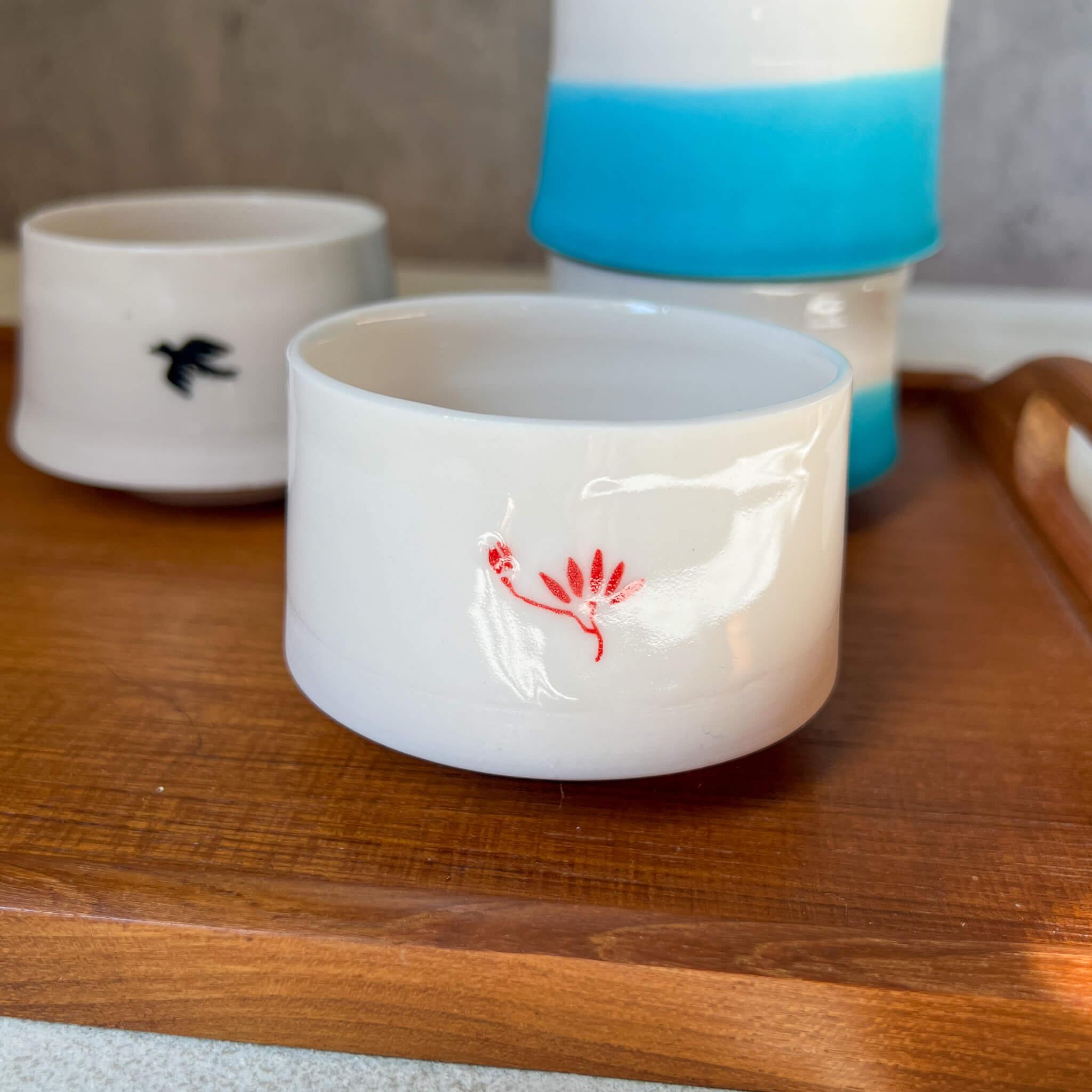 Local Handmade Stackable Tea Cup : Raven and Silk Tree Flower - Nagamochi Shop