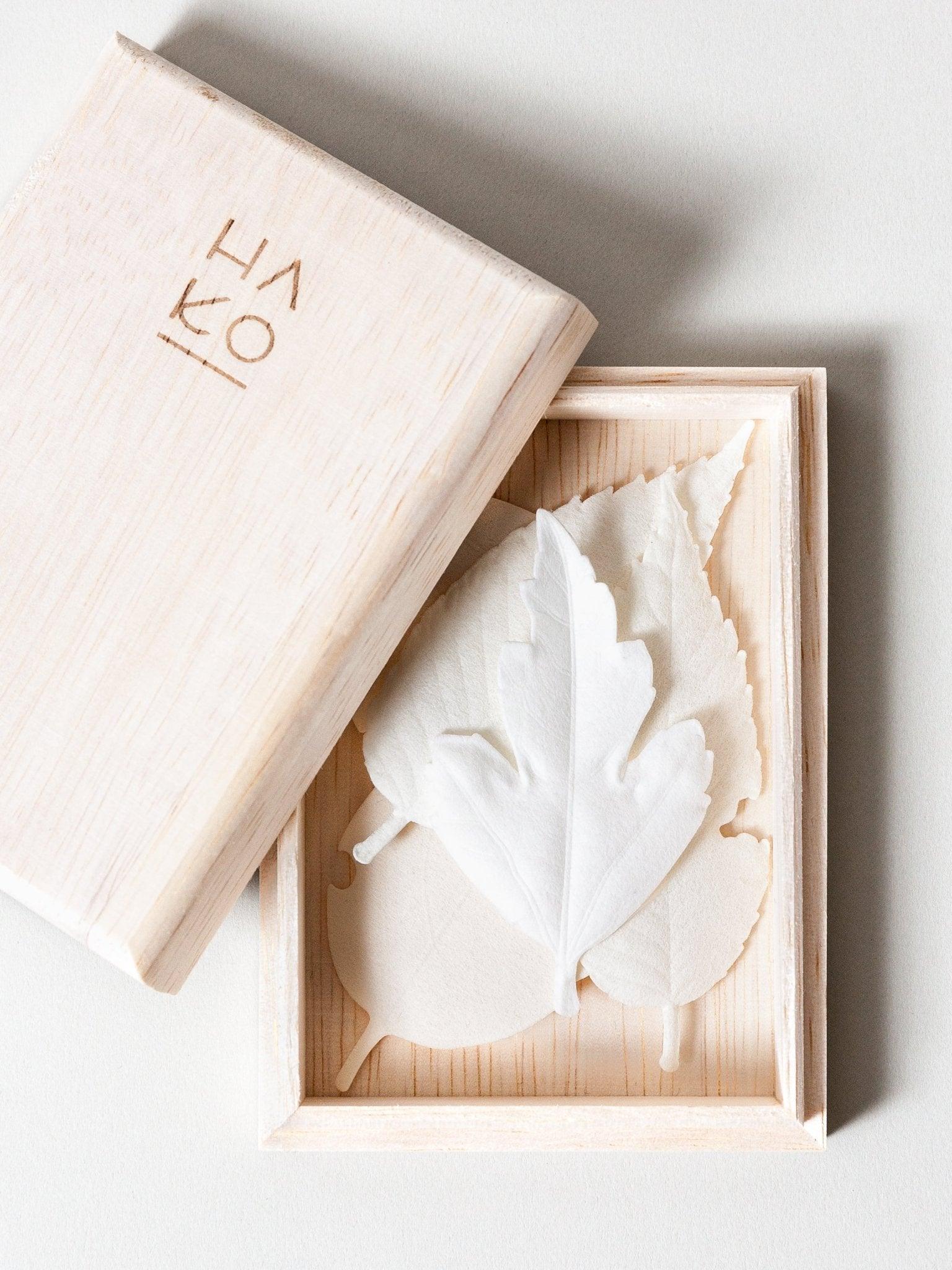Paper Incense HA KO - Wooden Box Set of 5 With Incense Mat - Nagamochi Shop