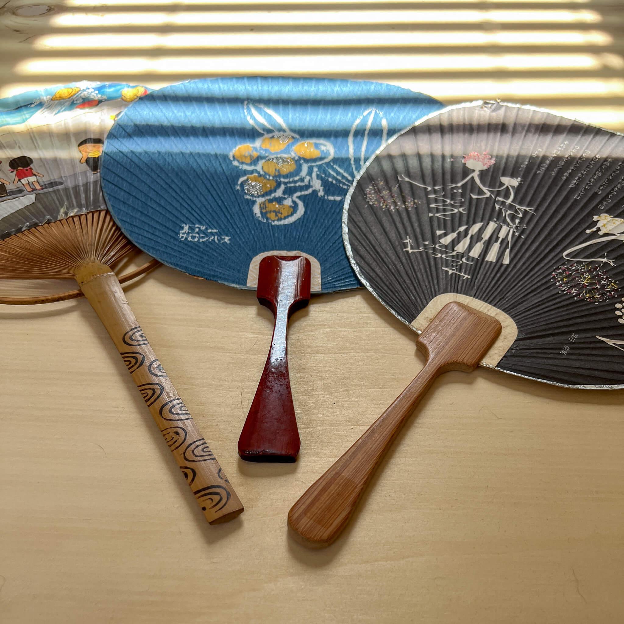 Vintage Japanese Paper Hand Fan from the Showa Era - Nagamochi Shop