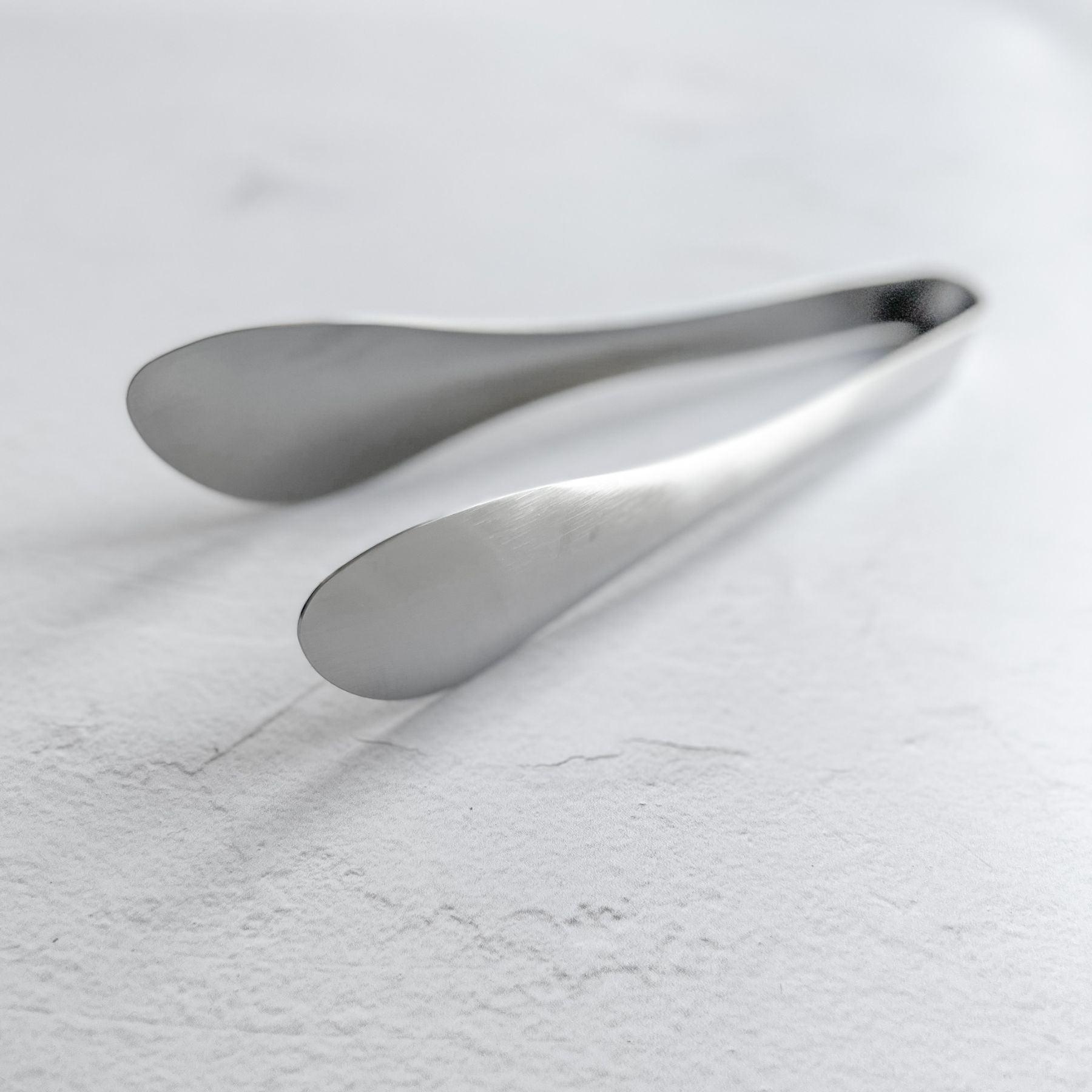 Yanagi Sori Stainless Kitchen Tongs - Nagamochi Shop