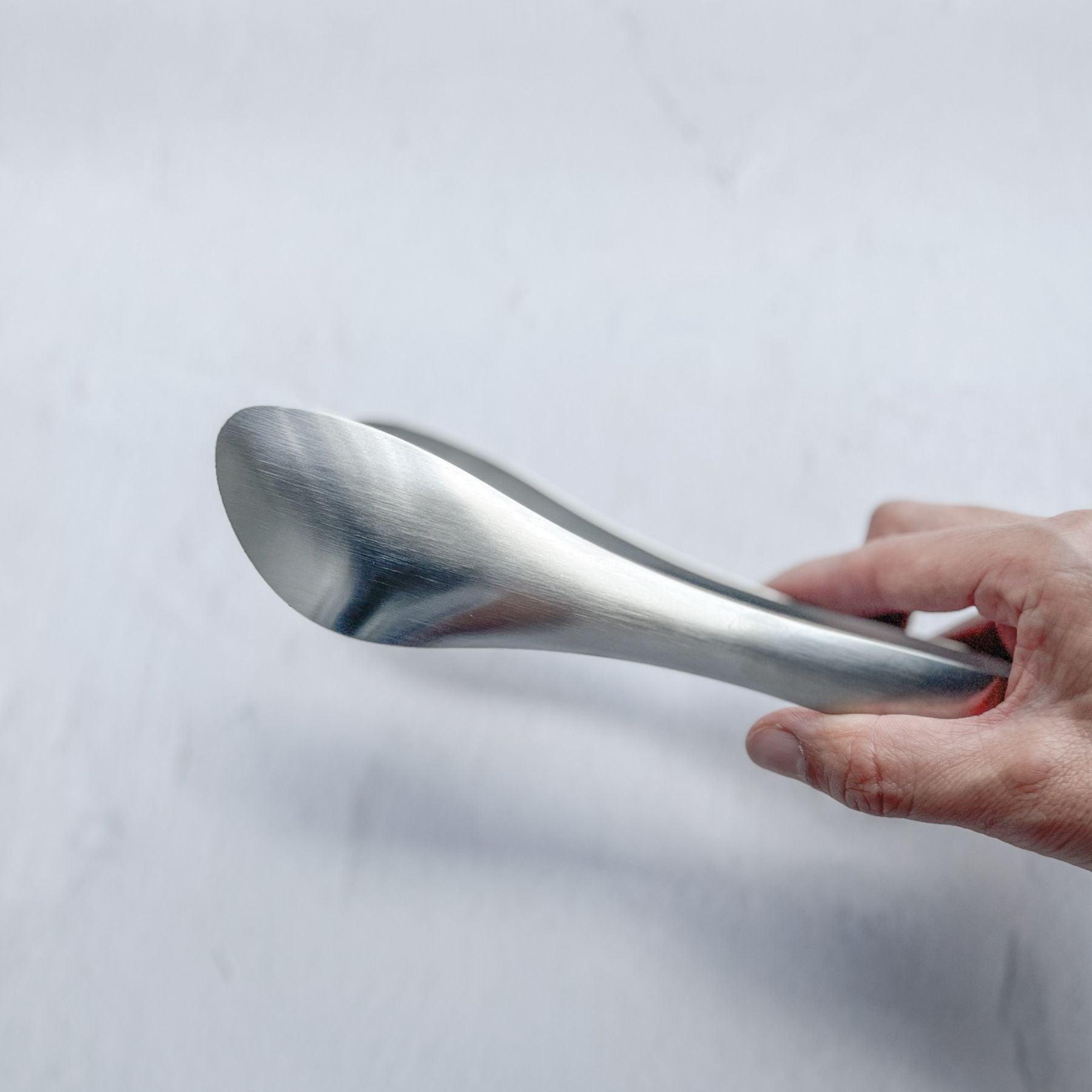 Yanagi Sori Stainless Kitchen Tongs - Nagamochi Shop