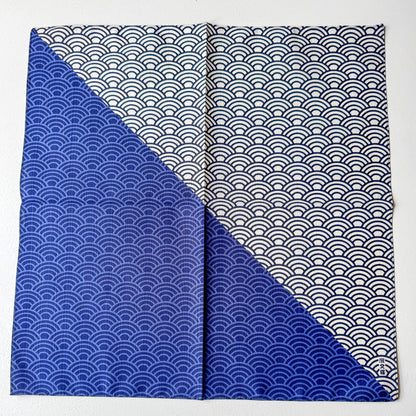 Mini Furoshiki 50cmx50cm | Blue Wave - Seigaiha