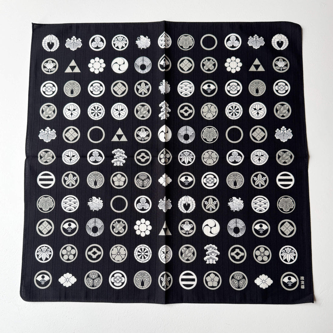 Mini Furoshiki 50cmx50cm | Family Crest