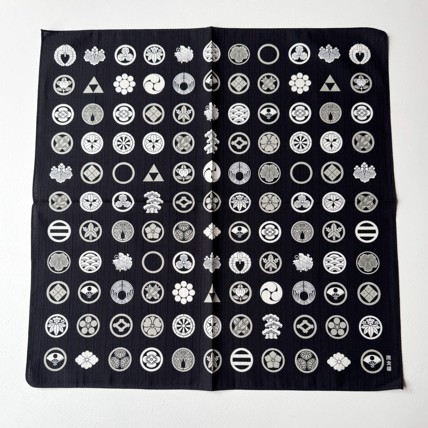 Mini Furoshiki 50cmx50cm | Family Crest