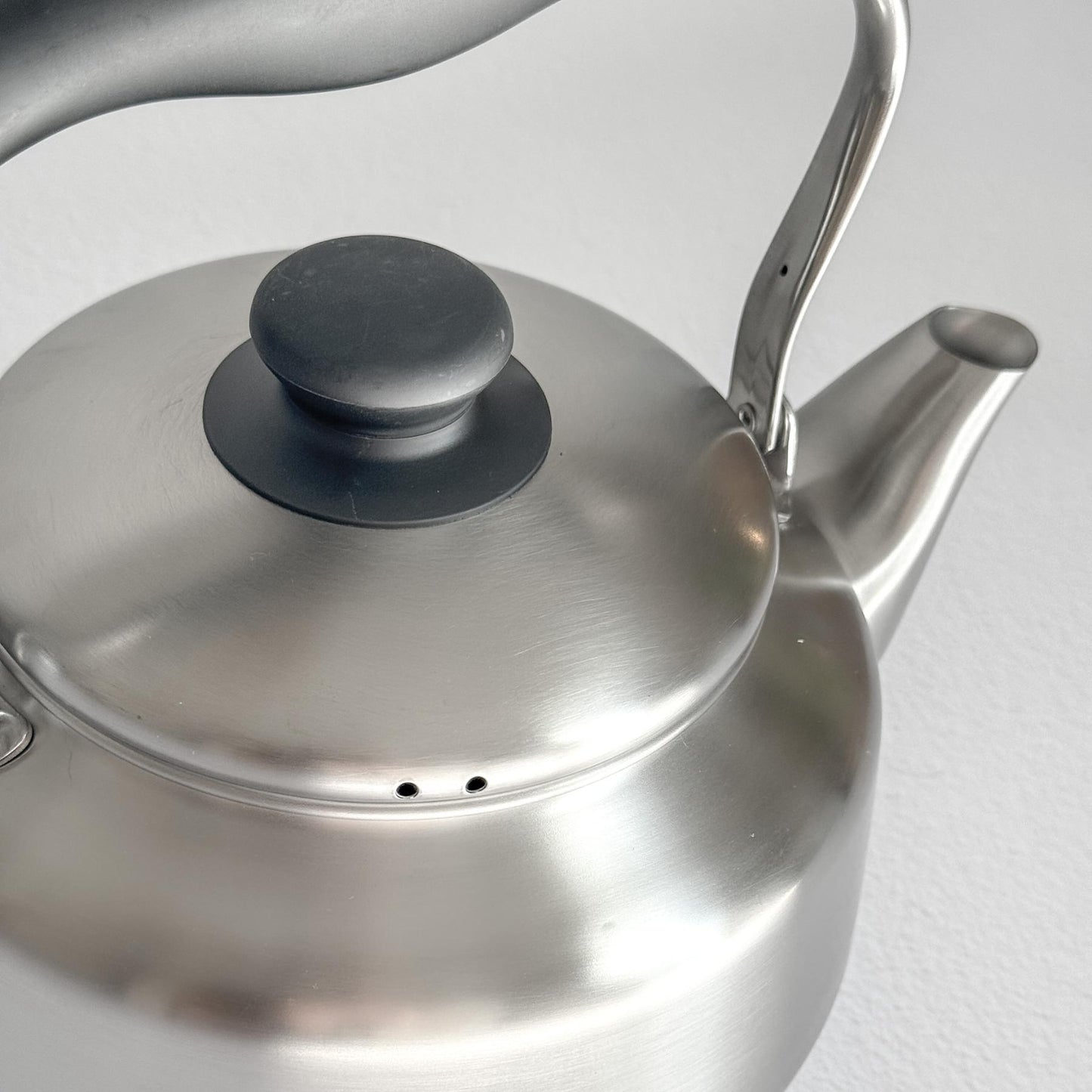 Sori Yanagi Stainless Steel Kettle