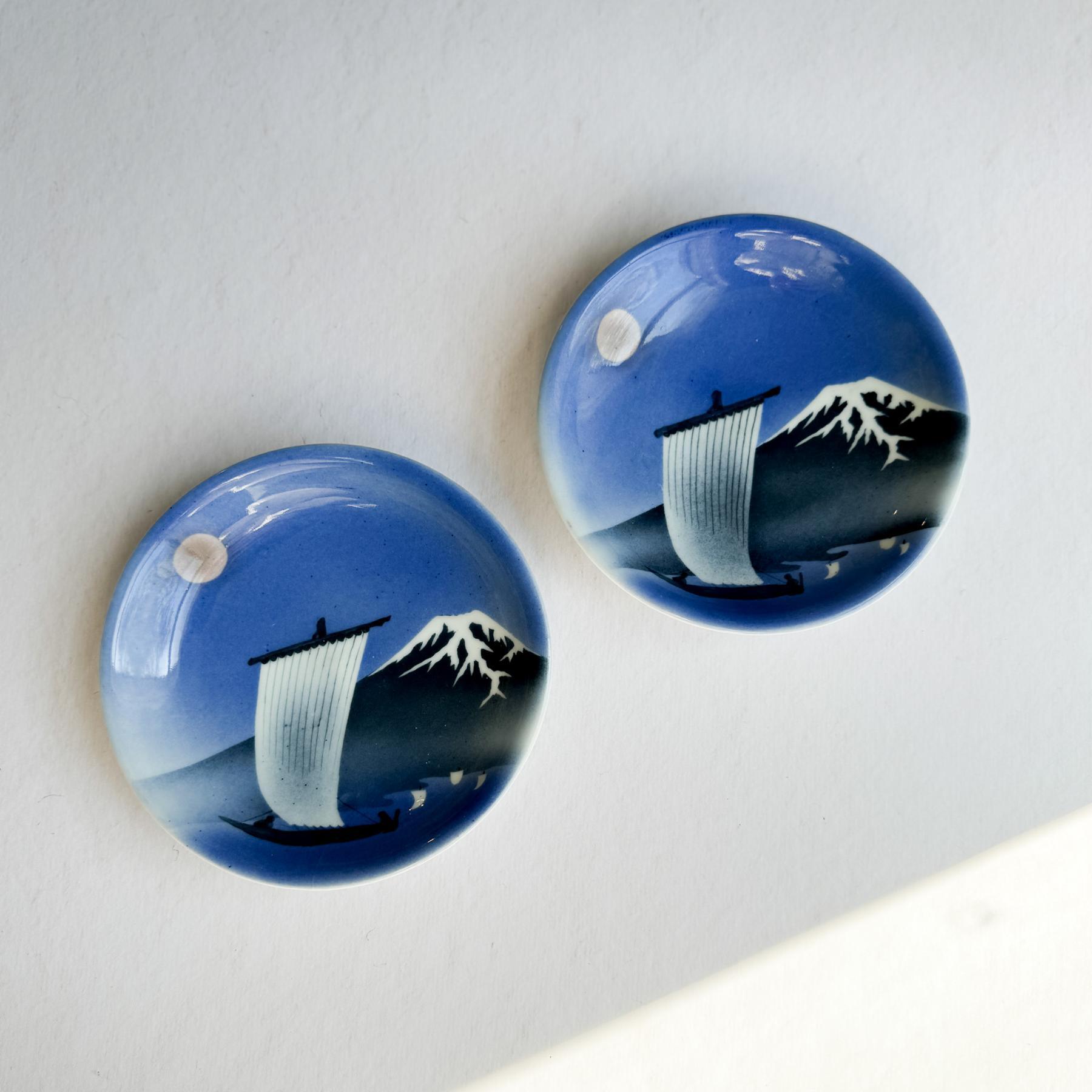 Vintage Dish | Mt. Fuji and Sailing Ship under the Moon - Nagamochi Shop