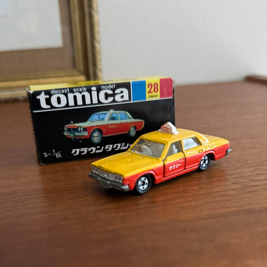 Vintage Tomica No. 28 Toyota Crown Taxi | 2000 Black Box Reissue