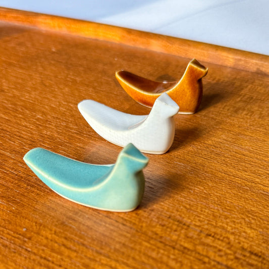 Mashiko Ware Bird Chopstick Rest