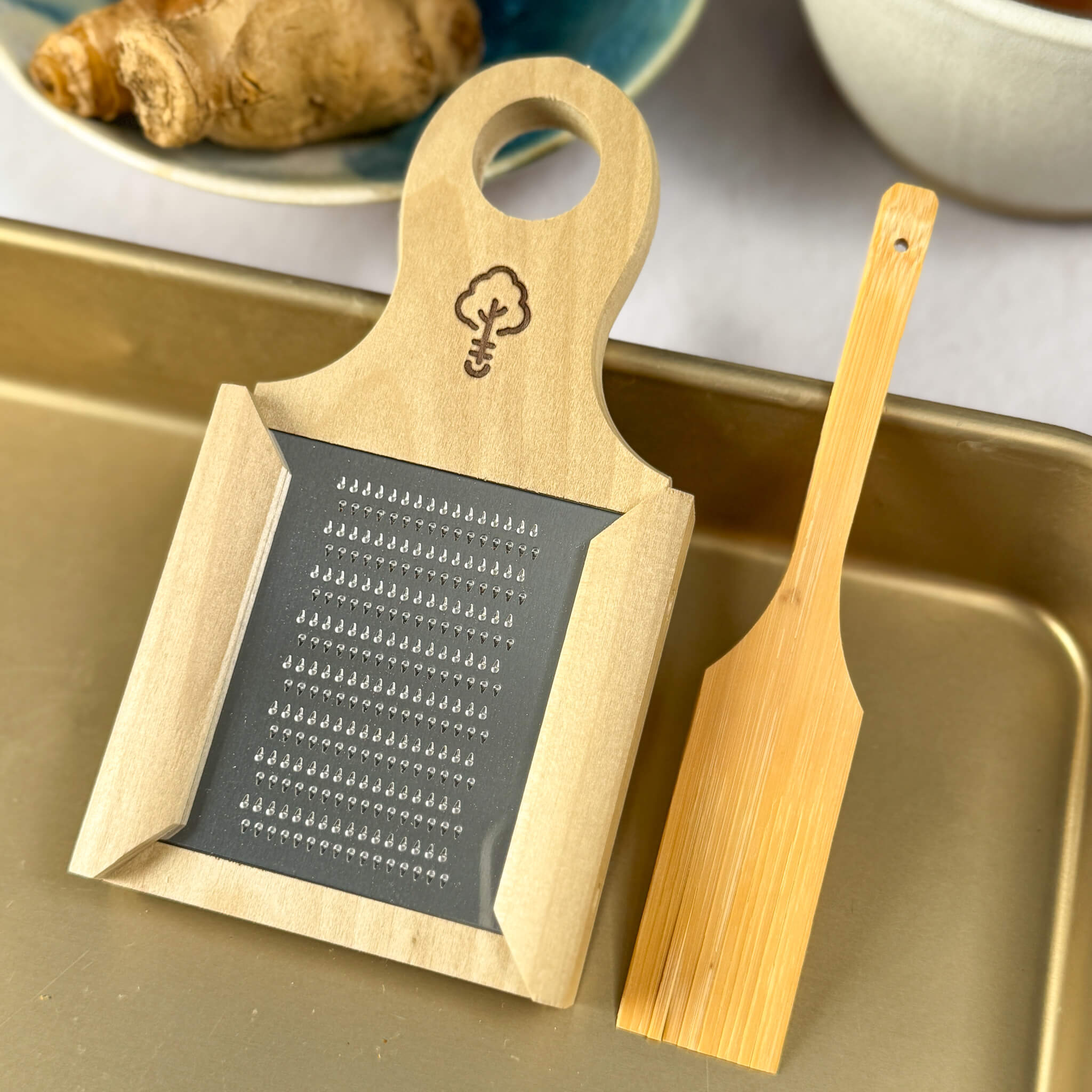 Grade R Kitchen Sushi Kitchen Grater Traditional Japanese Grater For Wasabi & Ginger ...