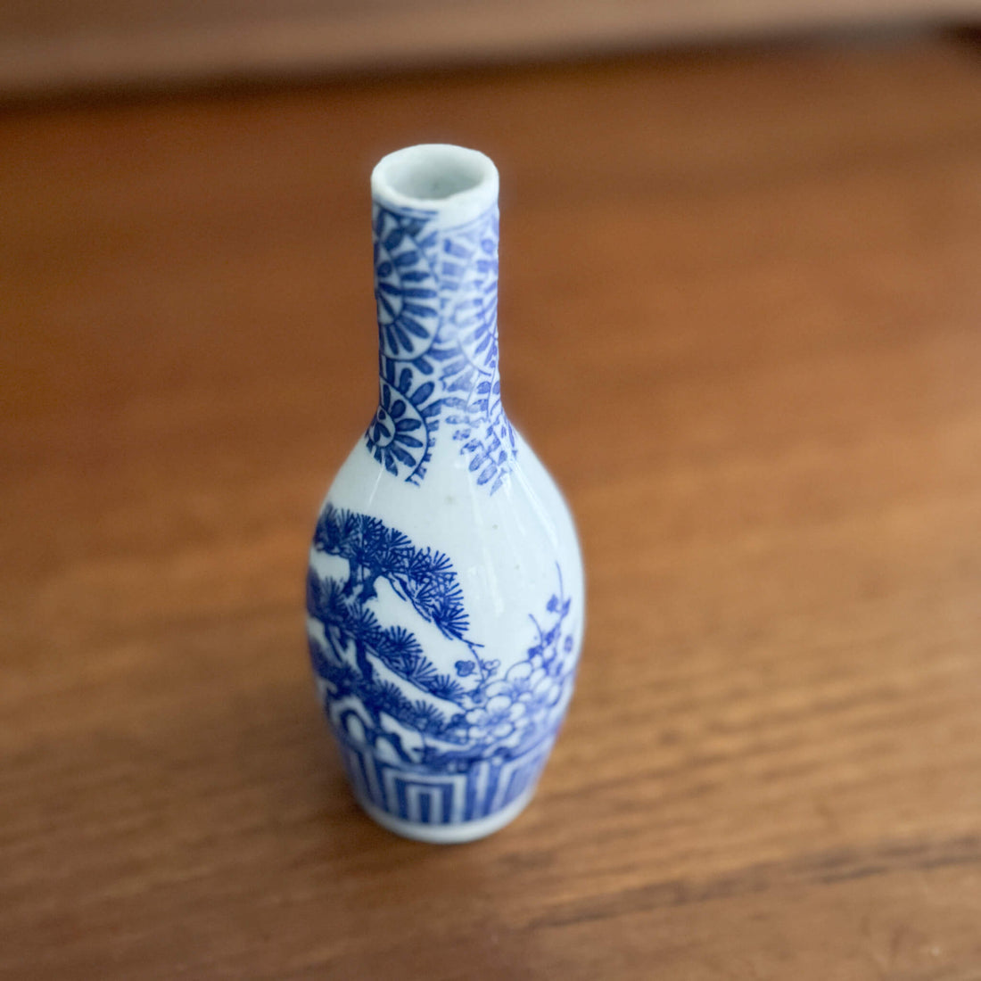 Vintage Japanese Porcelain Mini Tokkuri