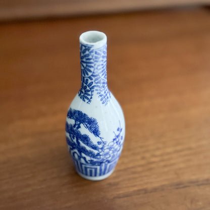 Vintage Japanese Porcelain Mini Tokkuri