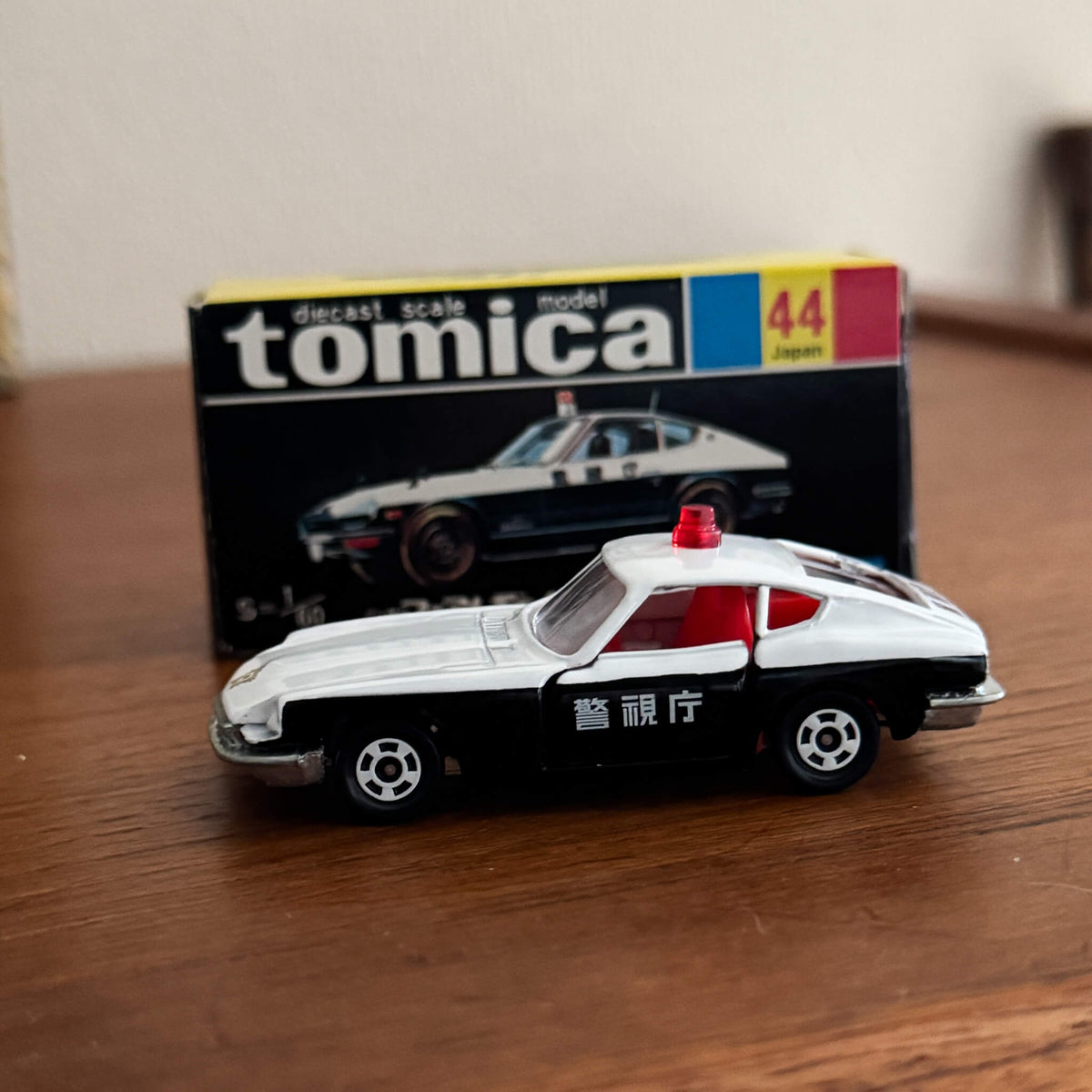 Vintage Tomica No. 44 Nissan Fairlady Z432 Police Car | 2000 Black Box Reissue