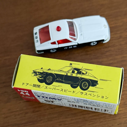 Vintage Tomica No. 44 Nissan Fairlady Z432 Police Car | 2000 Black Box Reissue