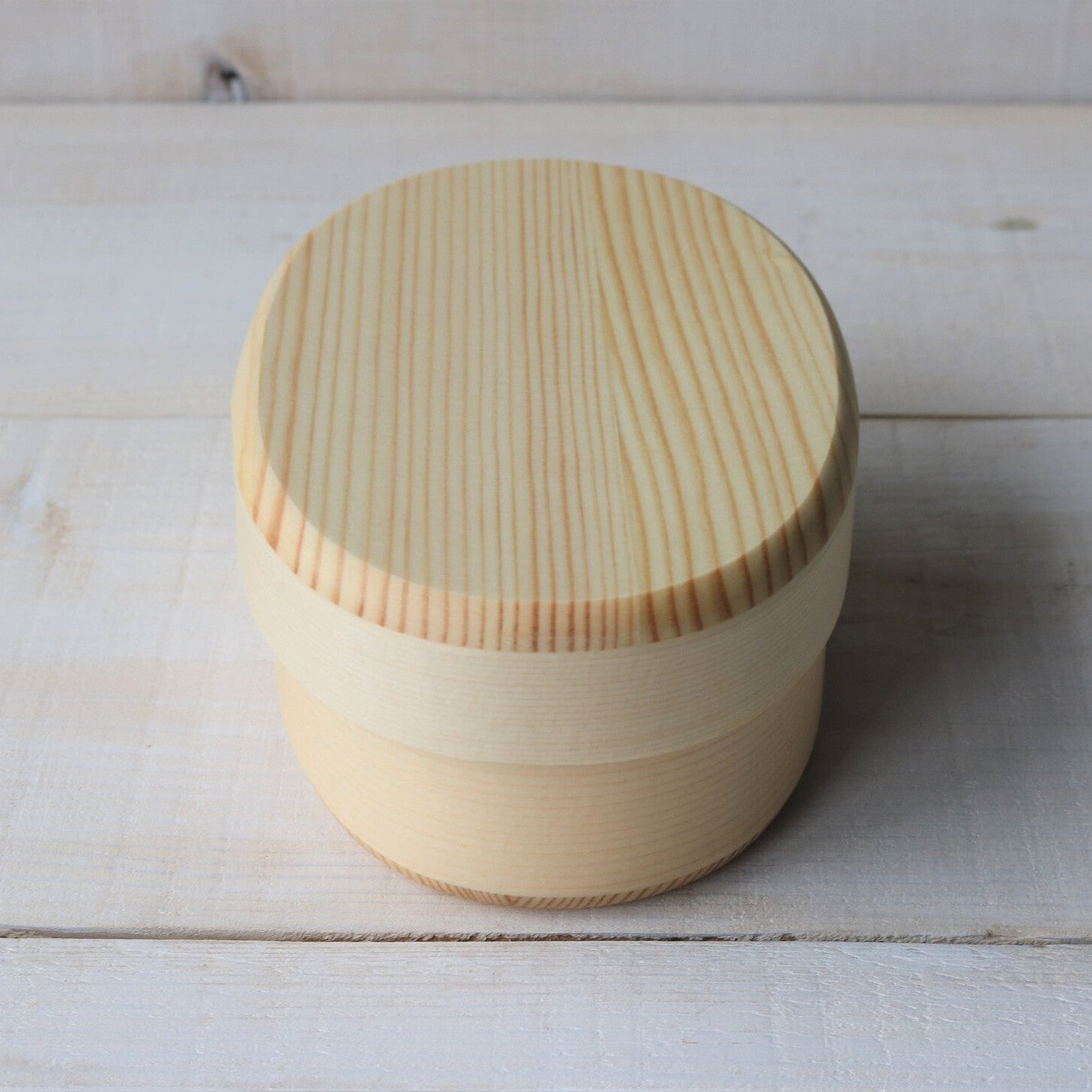 Japanese Cedar Wappa Style Bento Box, Oval One-Tier, 500 ml