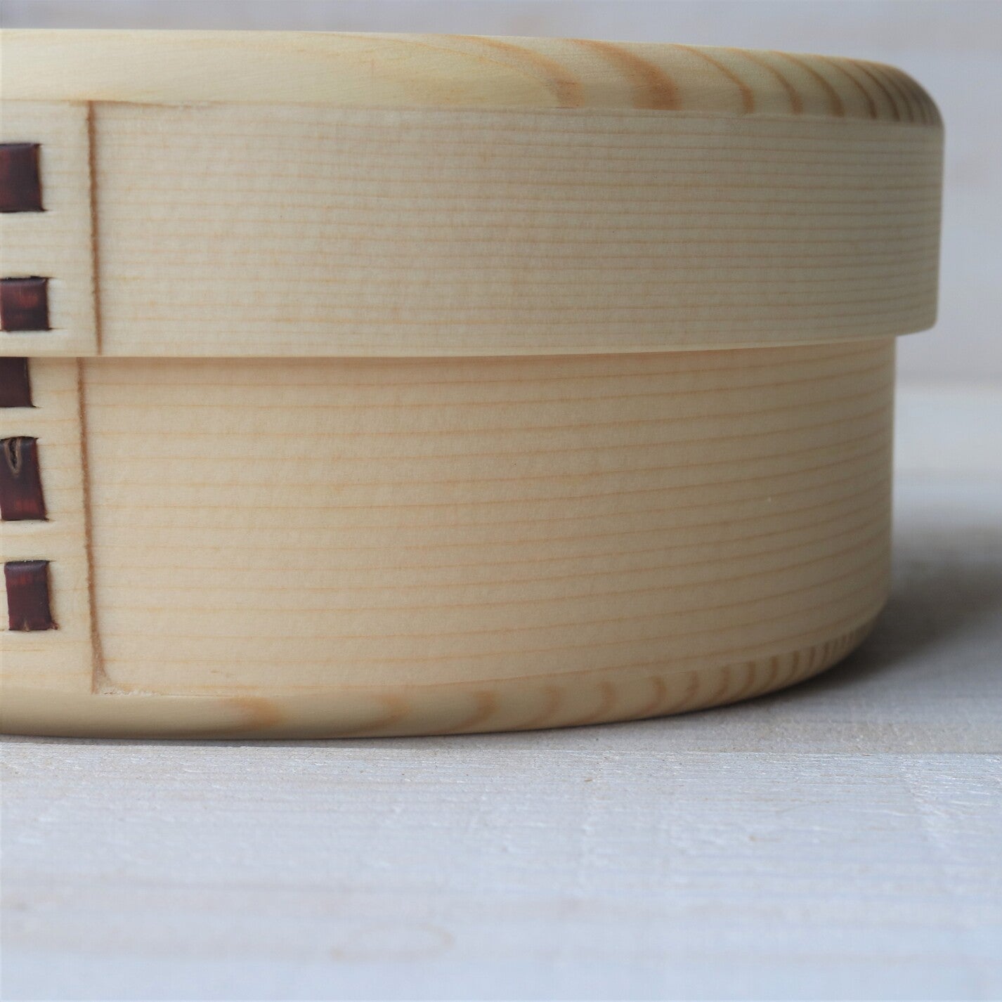 Japanese Cedar Wappa Style Bento Box, Oval One-Tier, 500 ml
