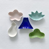 Hasami Porcelain Lucky Charm Mamezara - Nagamochi Shop