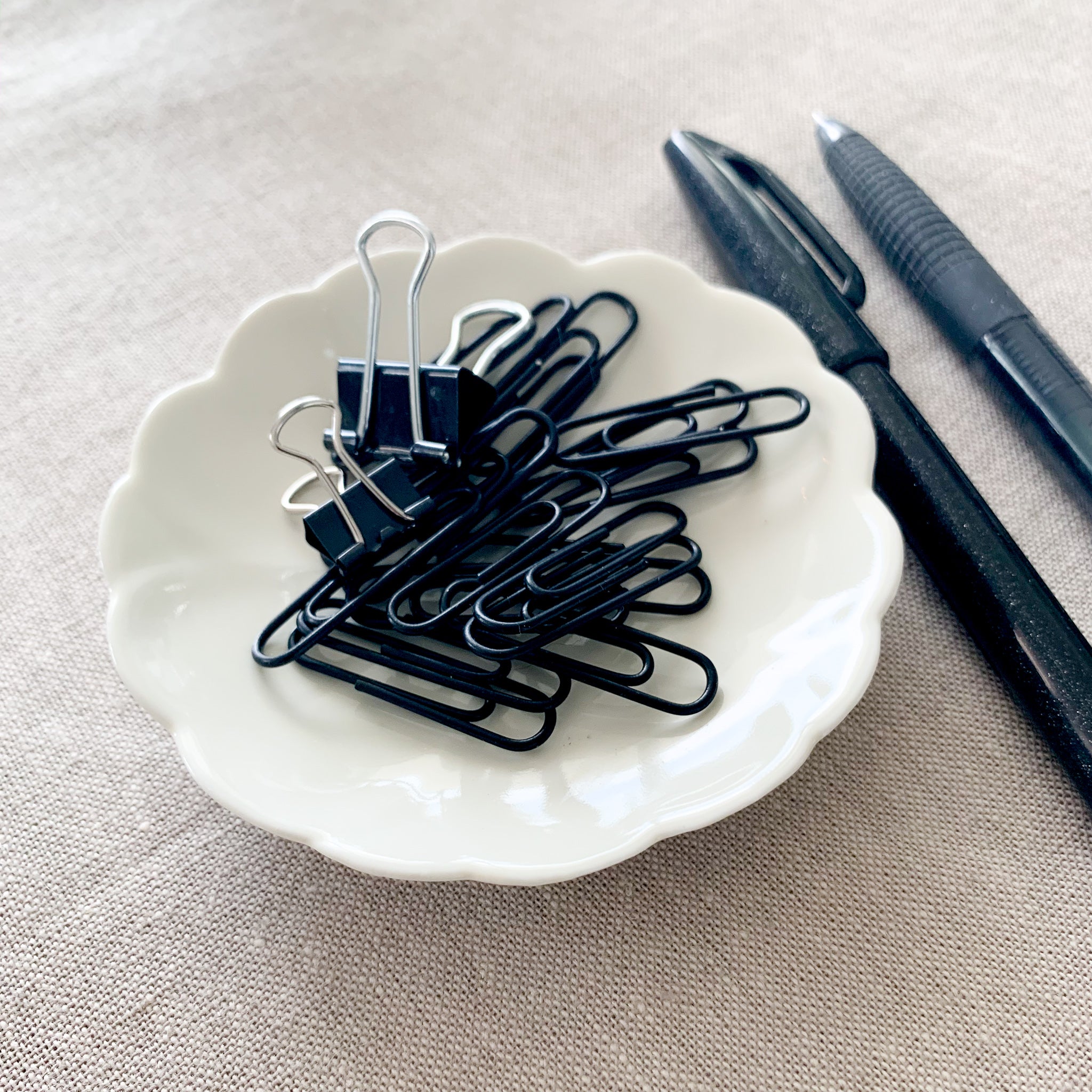 Hasami Porcelain Sakura Mamezara - Nagamochi Shop