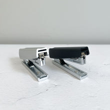 Load image into Gallery viewer, Aluminum Full Metal Stapler HD-10XNagamochi Shop

