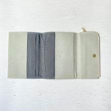 Load image into Gallery viewer, B6 Notebook Cover with Pen Case (Canvas)Nagamochi Shop

