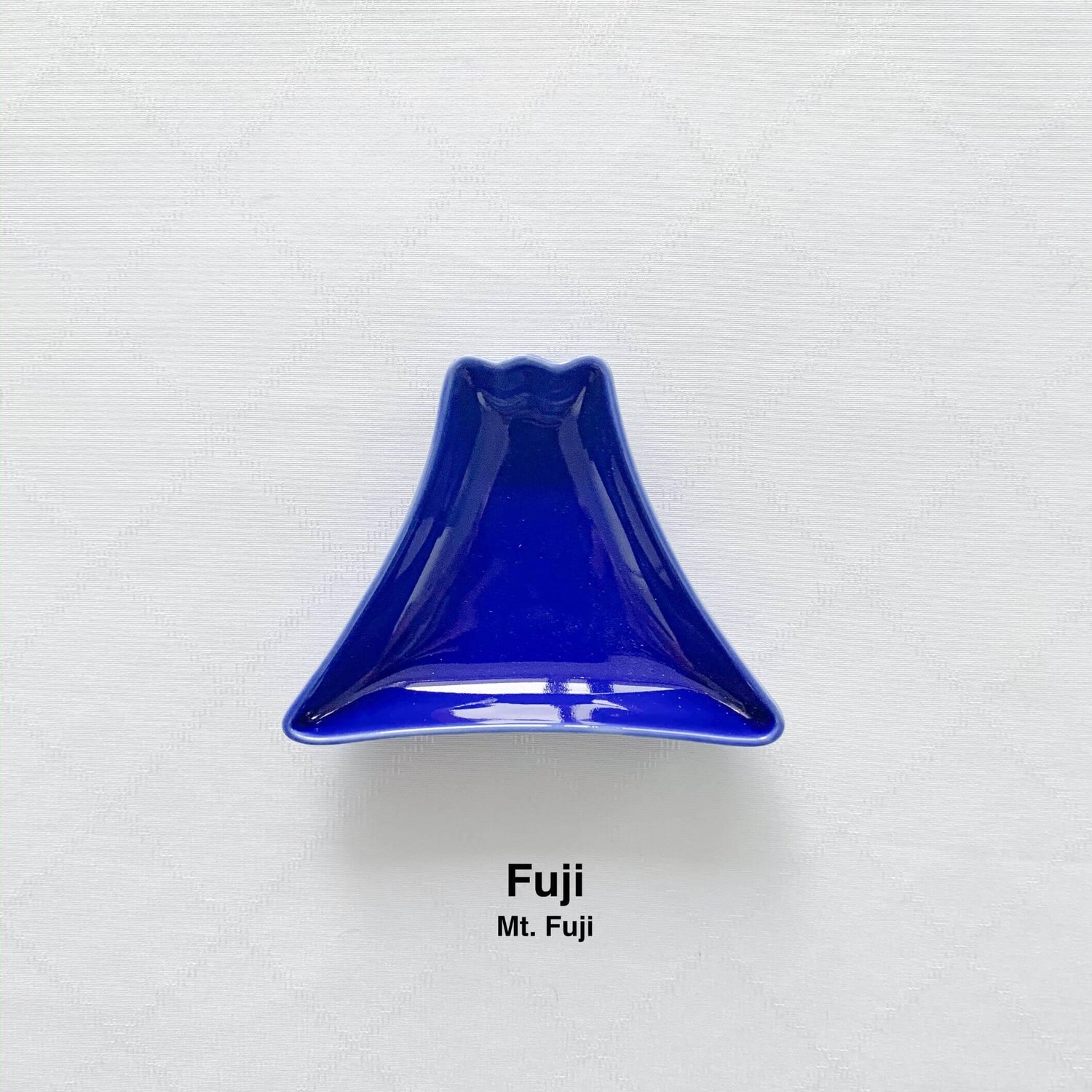 Hasami Porcelain Lucky Charm Mamezara - Nagamochi Shop