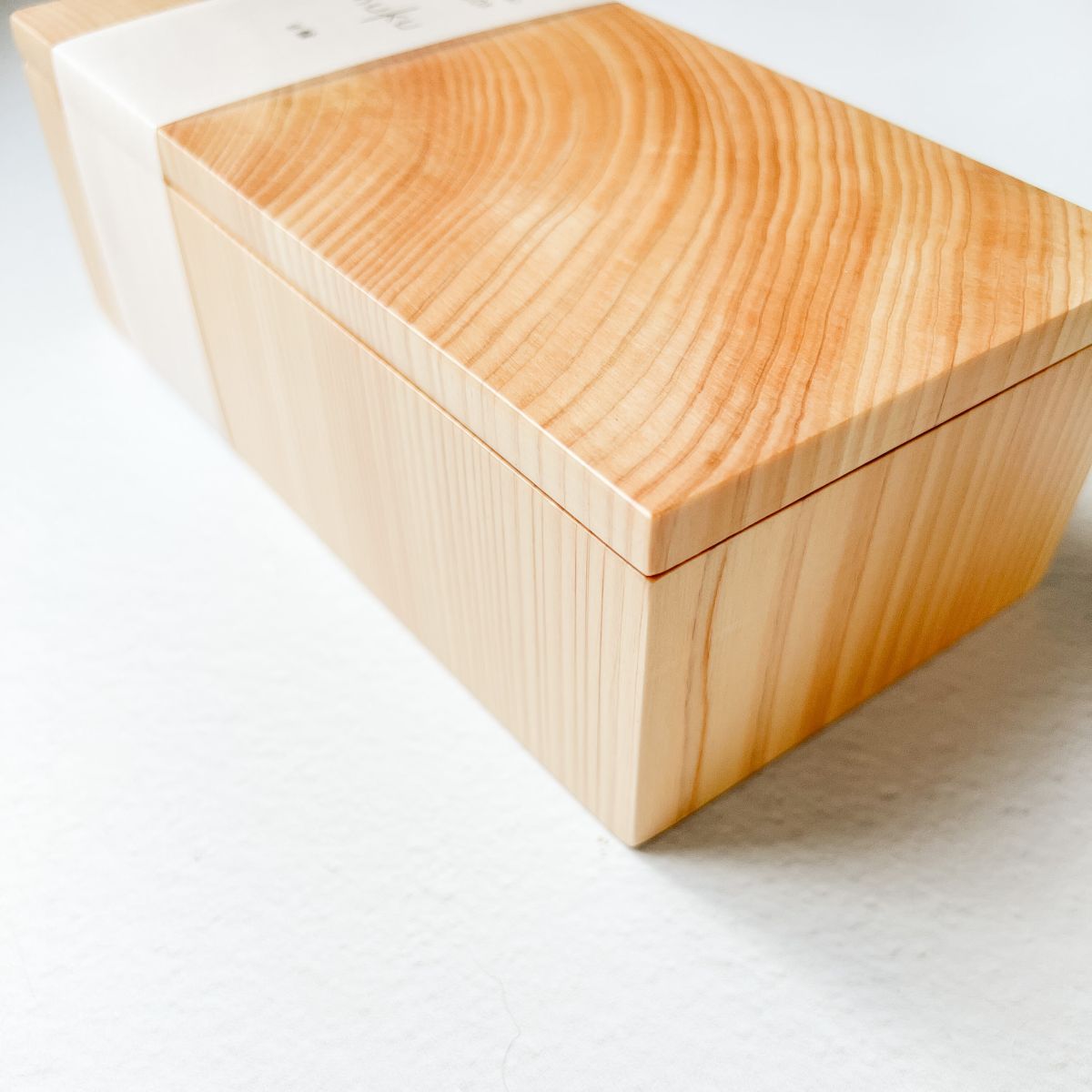 Hollowed Out Hinoki Wood Bento BoxNagamochi Shop