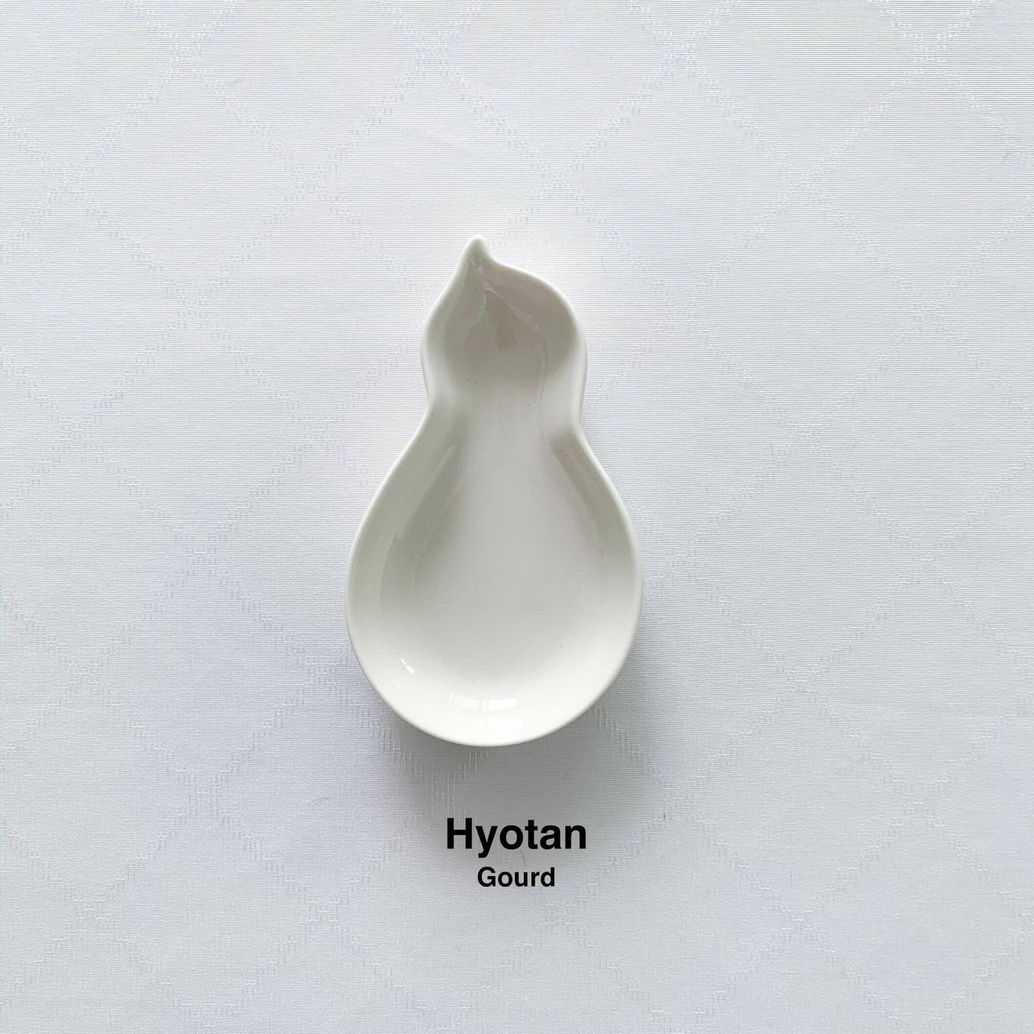 Hasami Porcelain Lucky Charm Mamezara - Nagamochi Shop